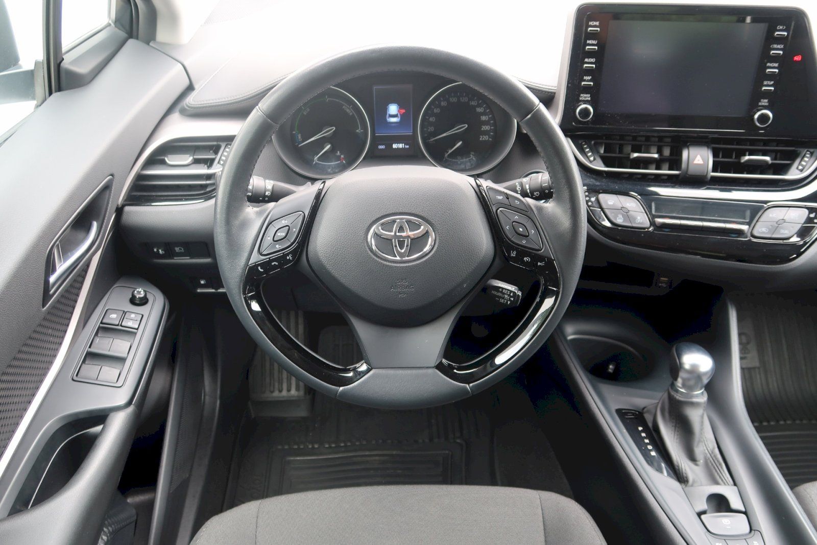 Toyota C-HR, Comfort Business 1,8  Hybrid e - fotka 6