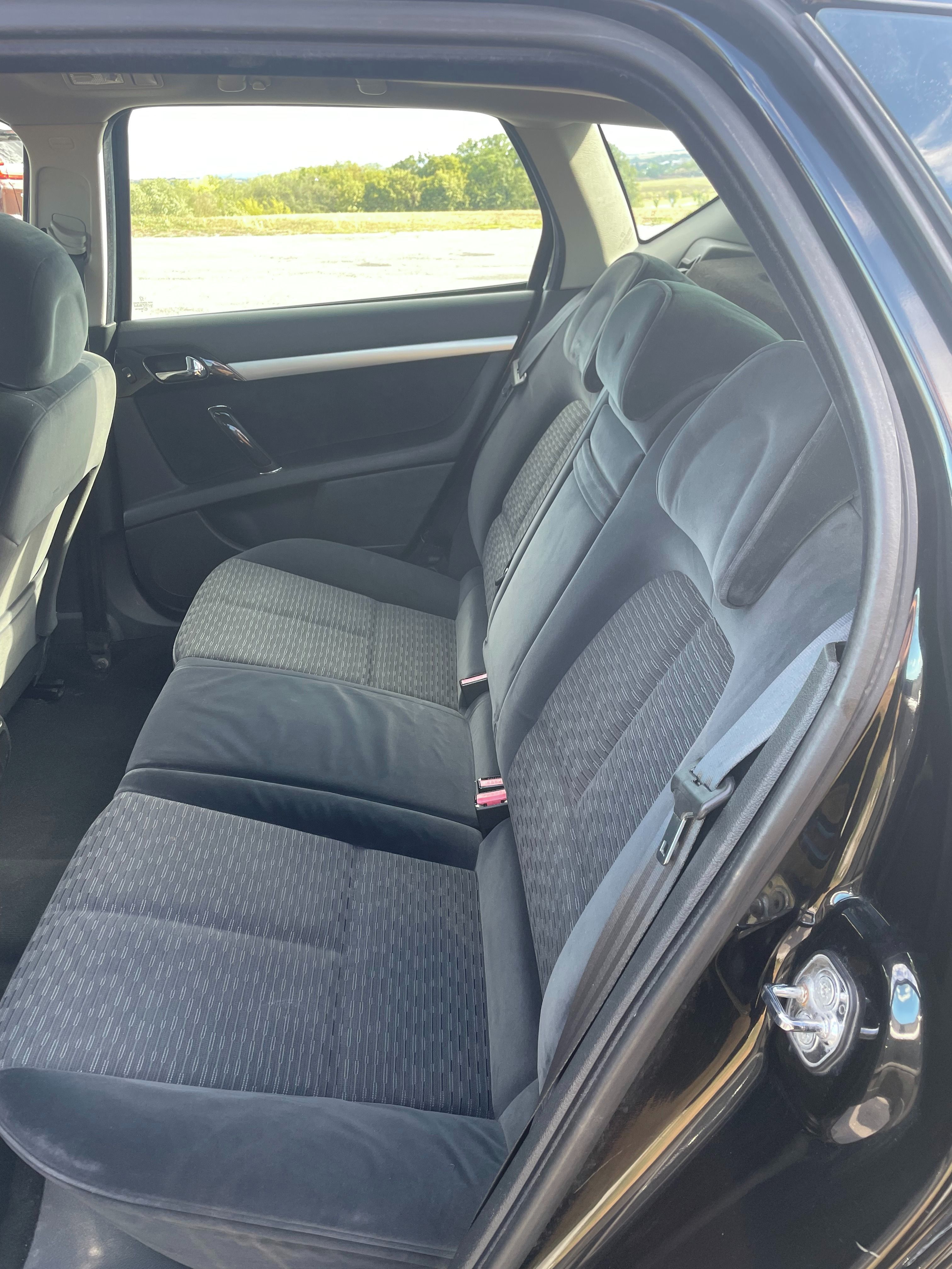Peugeot 407, Peugeot 407 SW 2.0 HDI 103kw - fotka 6