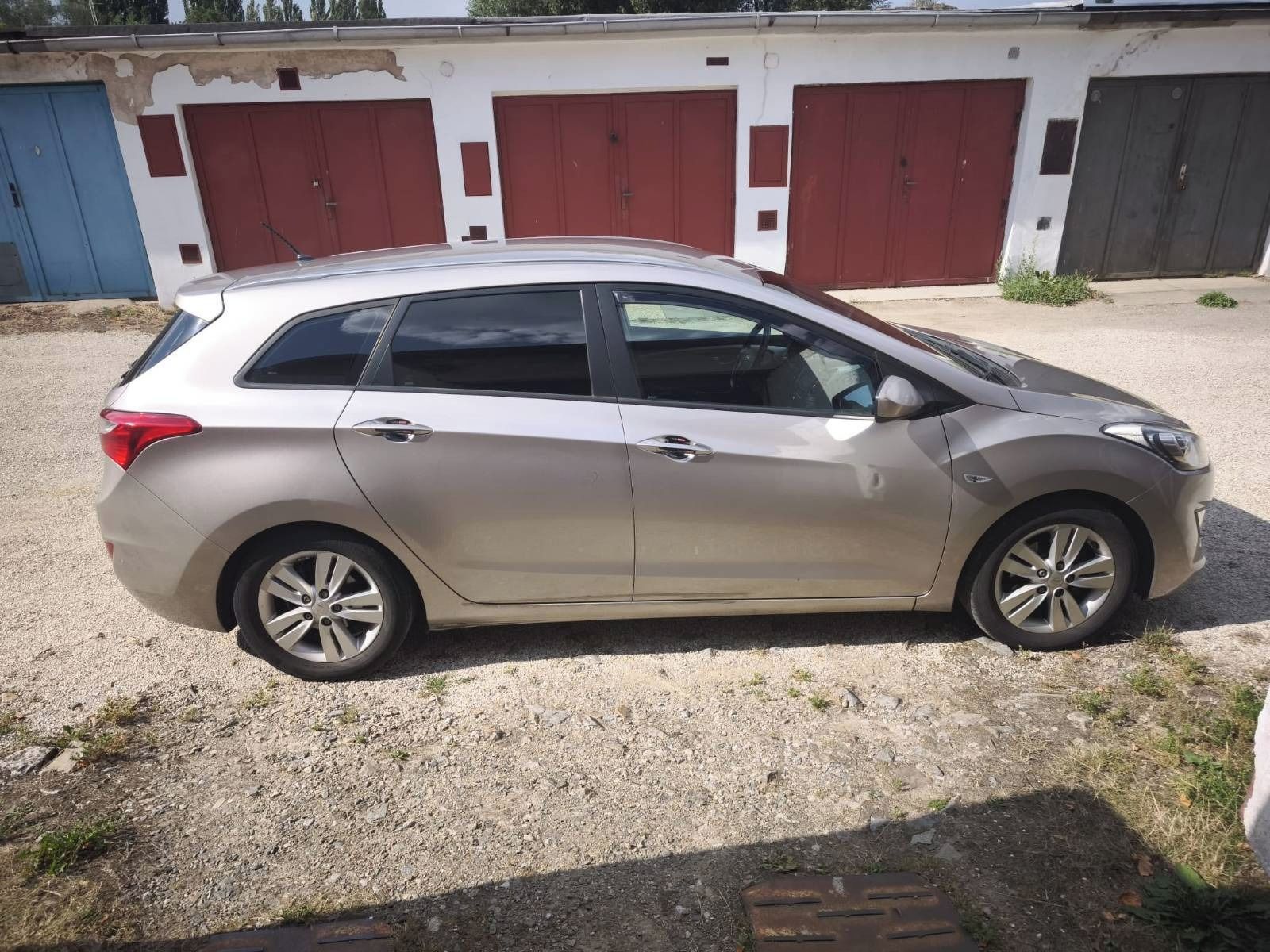 Hyundai i30 - fotka 5