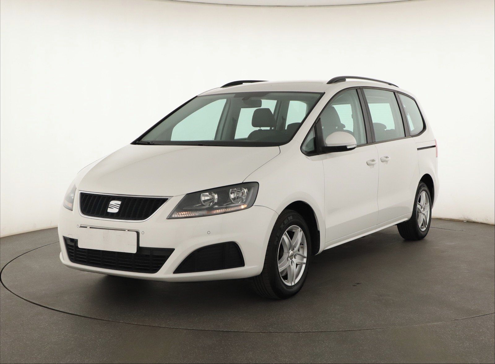 Seat Alhambra, 1.4 TSI, 7 míst - fotka 3