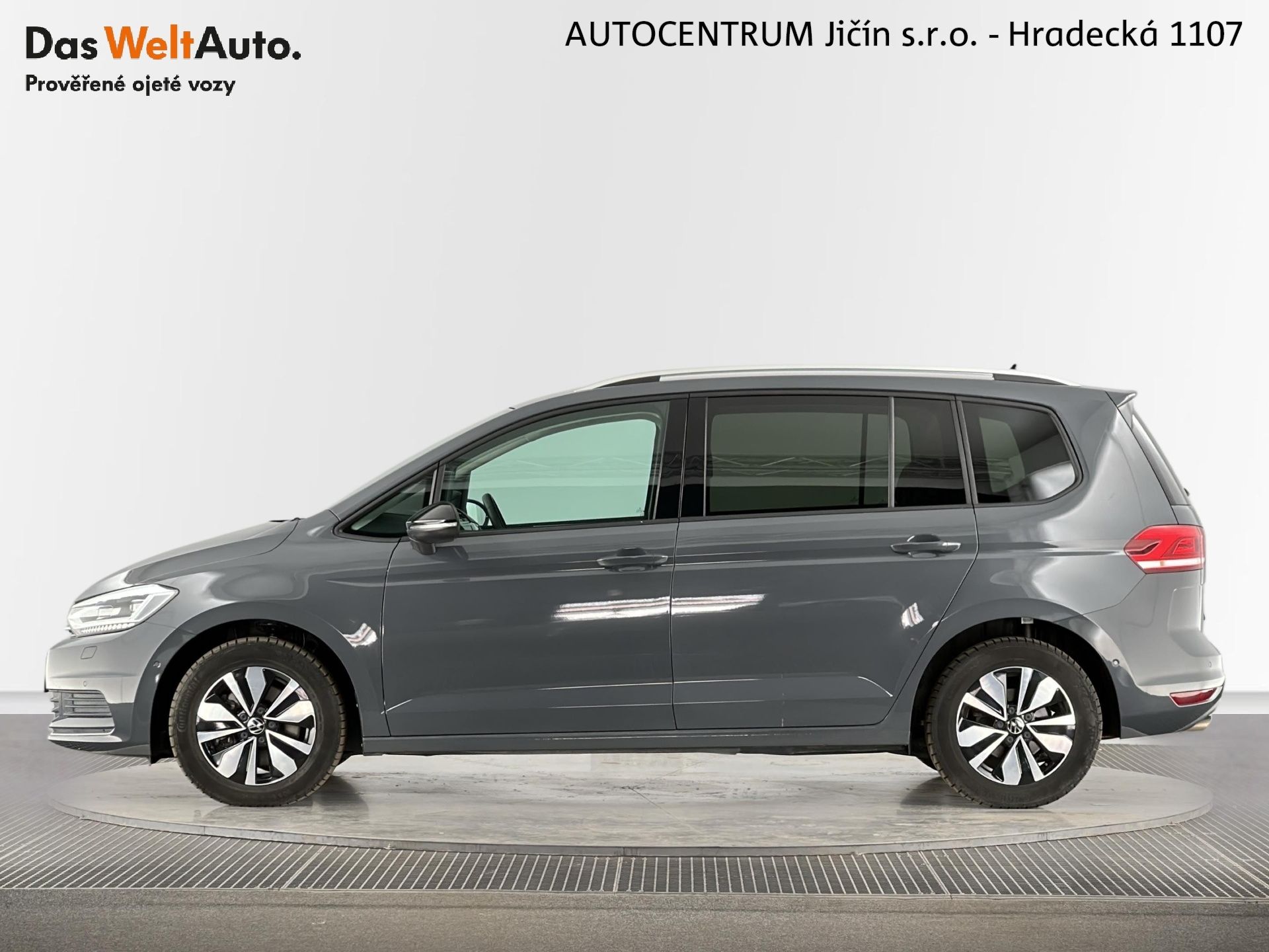 Volkswagen Touran, Comfortline 2.0 TDI 110kW DSG - fotka 3