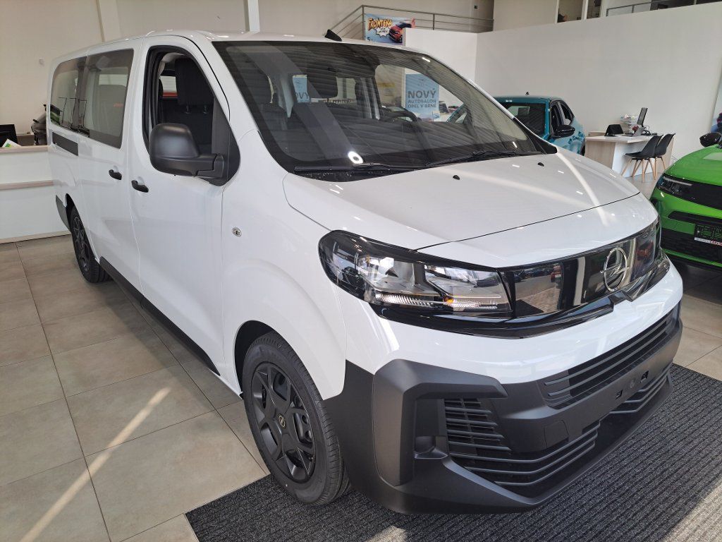 Opel Vivaro, Combi L 2.2 150k MT6 - 9 míst - fotka 5