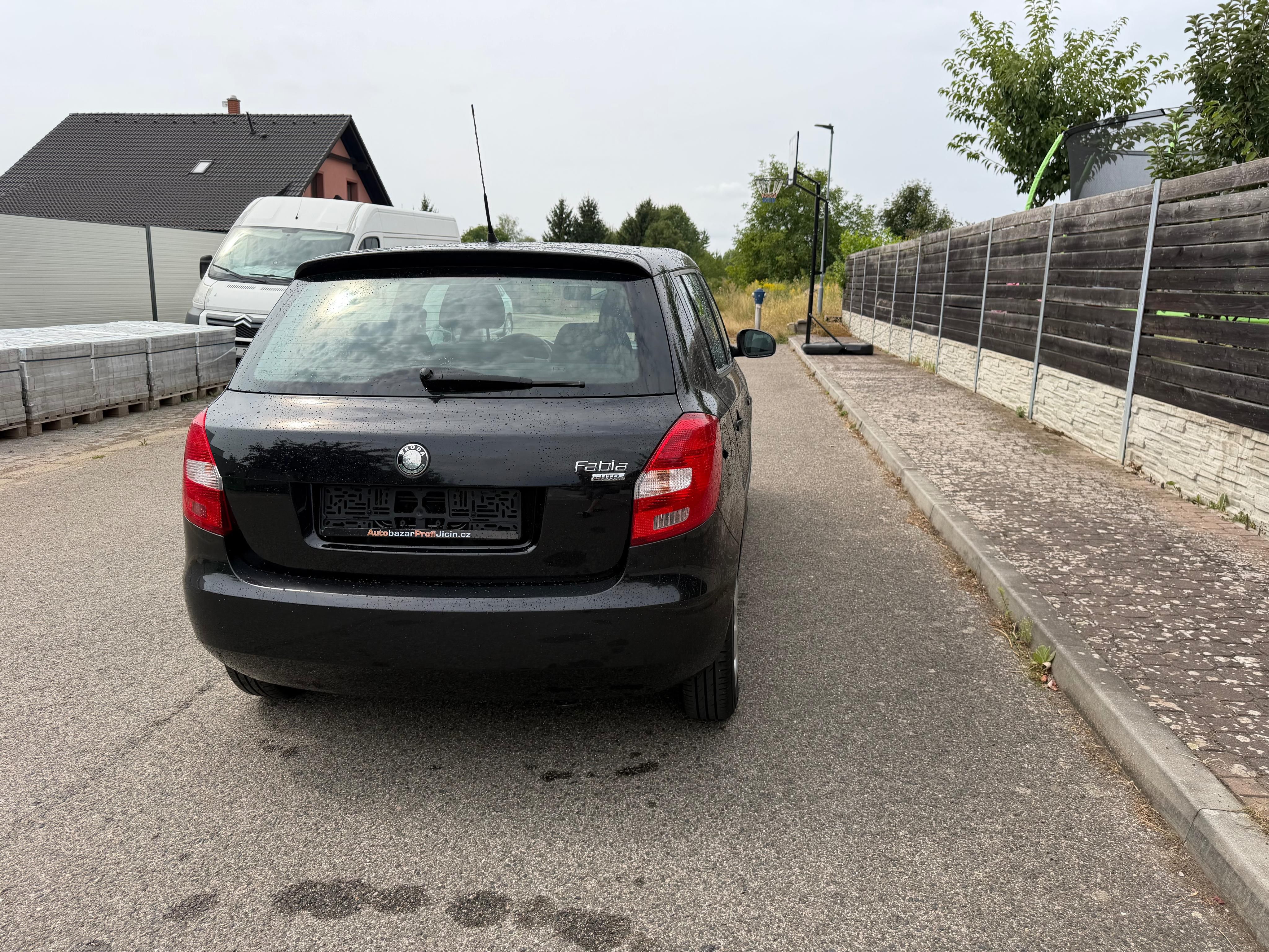 Škoda Fabia, 1,2 i pravidel. servis 1 Majit - fotka 6