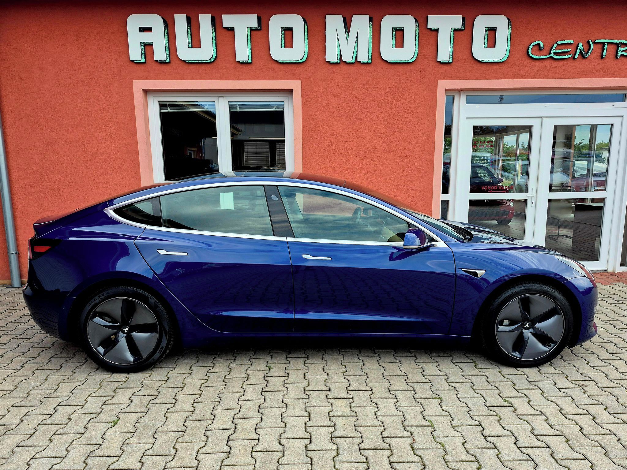 Tesla Model 3, Long Range DUAL MOTOR 340 kW S - fotka 6