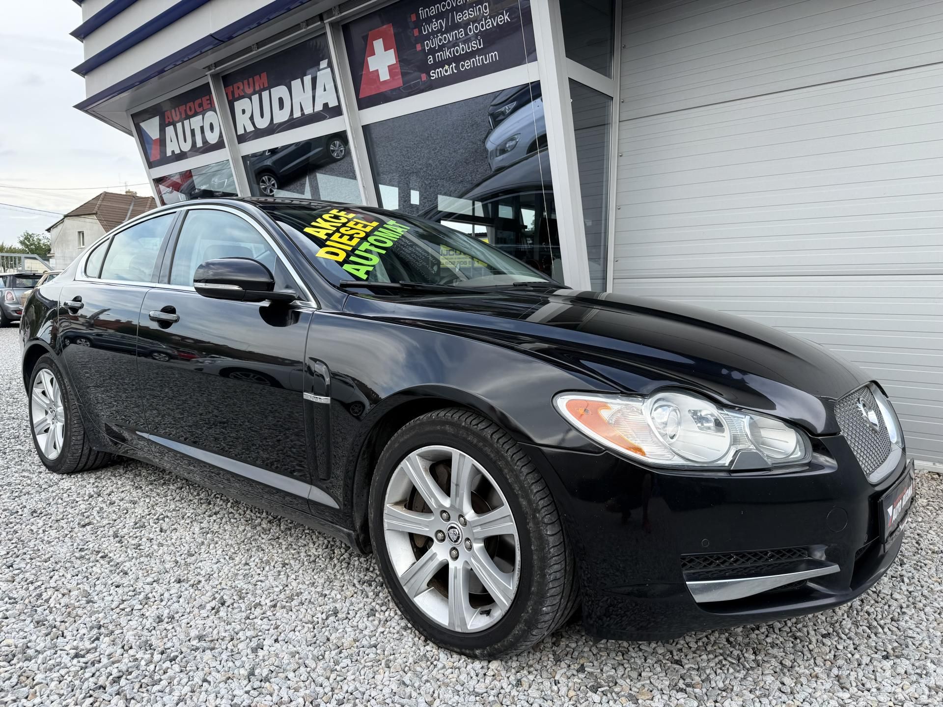 Jaguar XF, 3,0 V6 Diesel Lux Automat - fotka 6