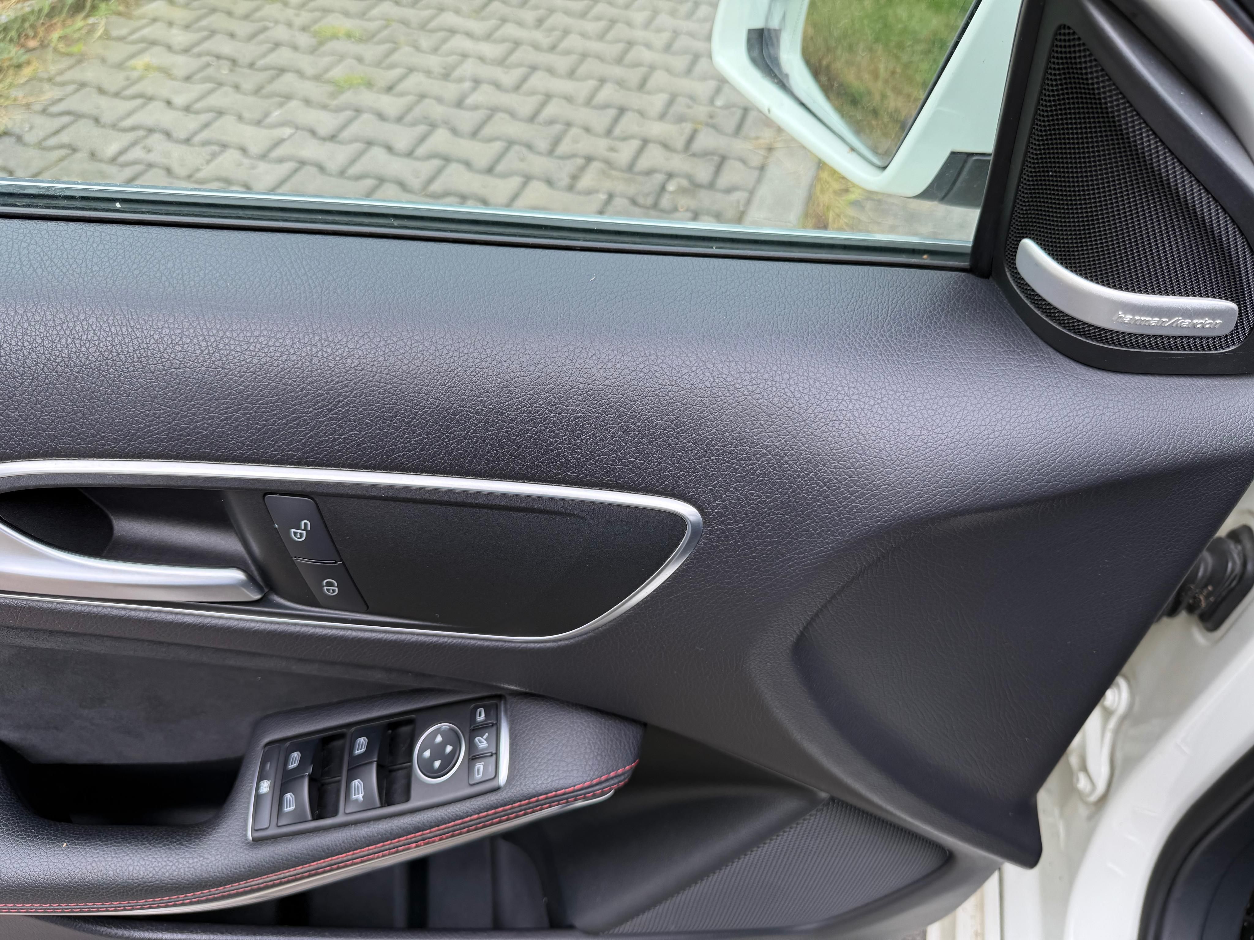 Mercedes-Benz Třídy A, 220d AMG paket boh. výbava - fotka 6
