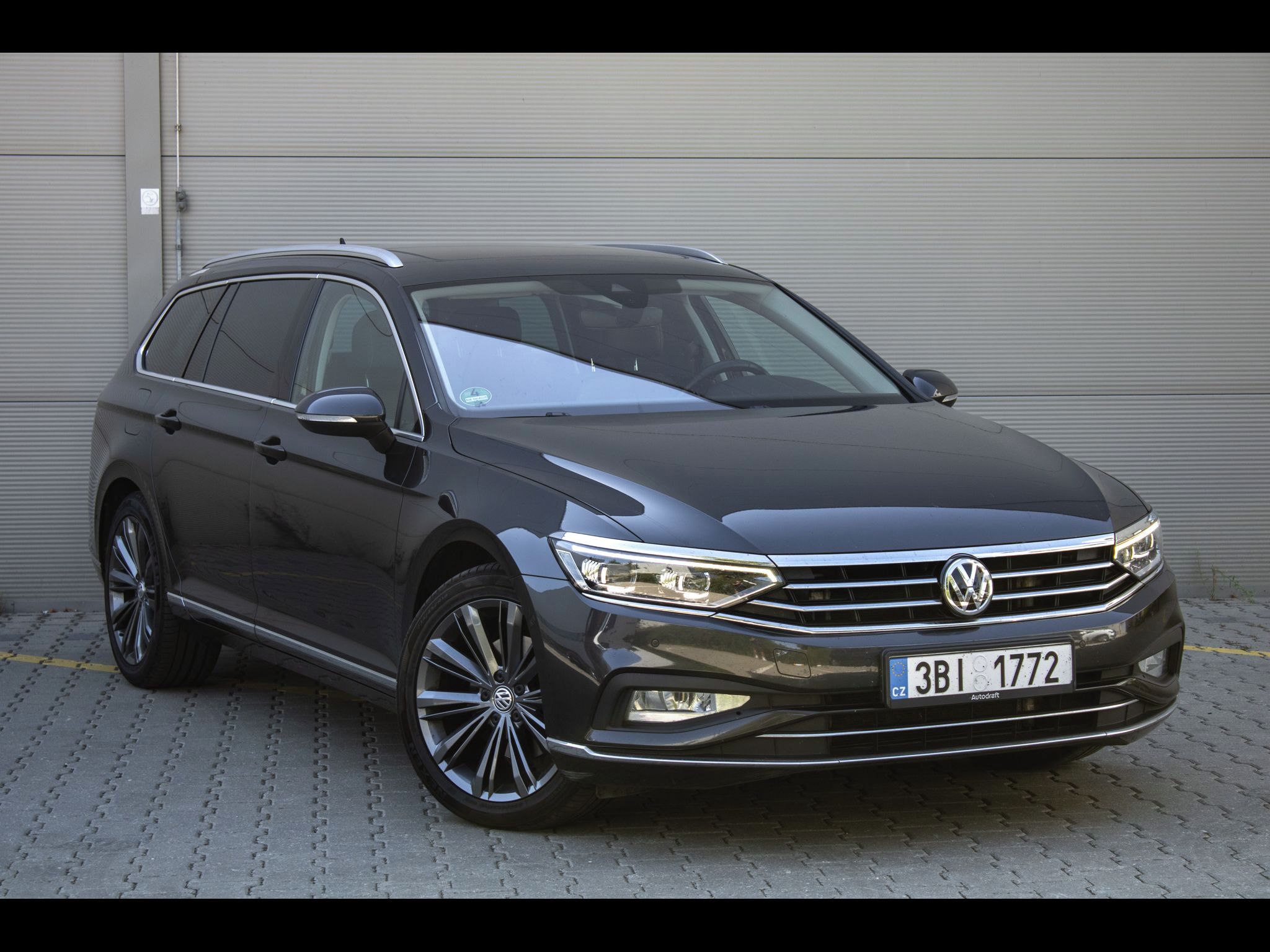 Volkswagen Passat, 2.0 TDI DSG / 110kW / A7 - fotka 3