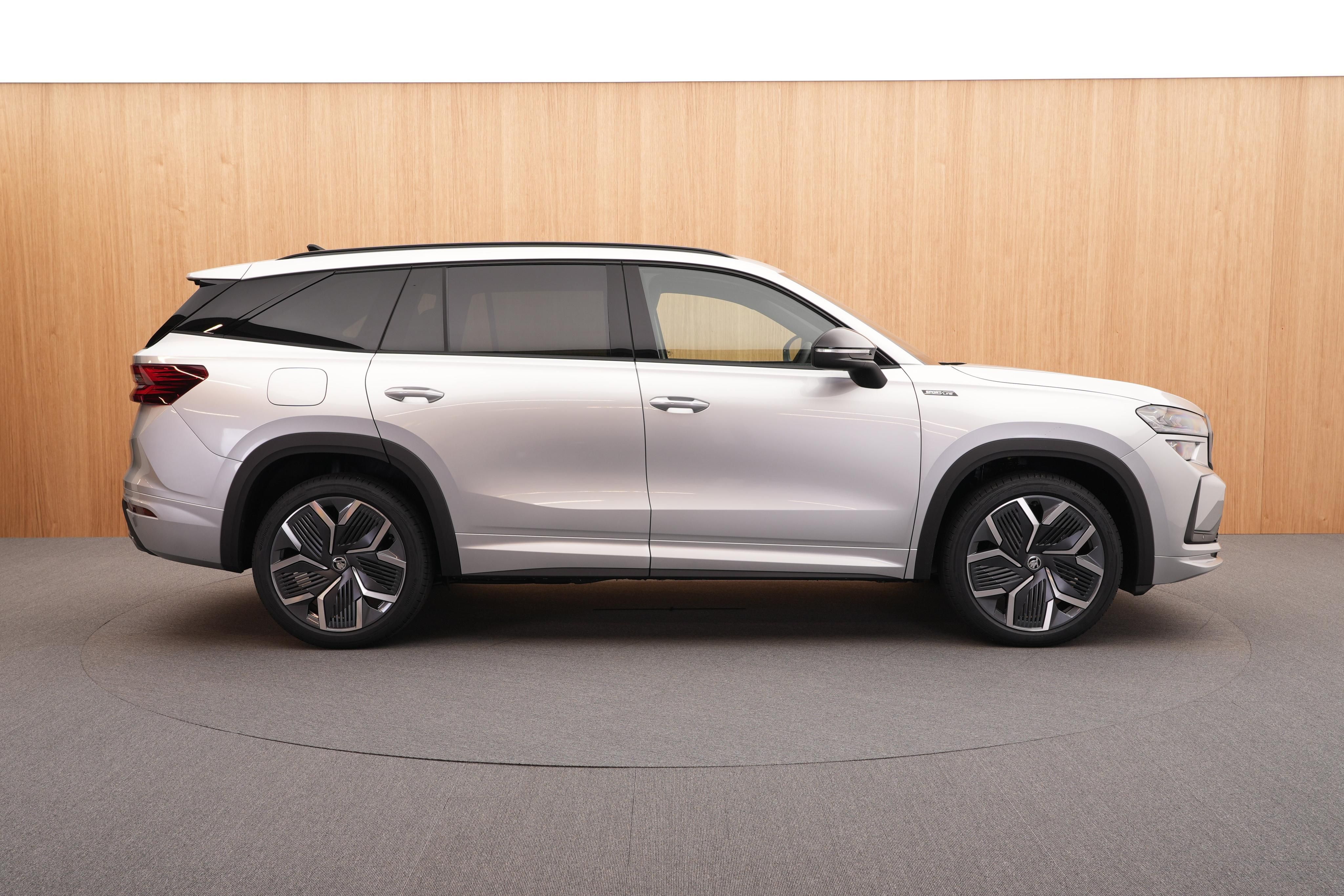 Škoda Kodiaq, Sportine 2.0 TDI 4x4 DSG - fotka 5