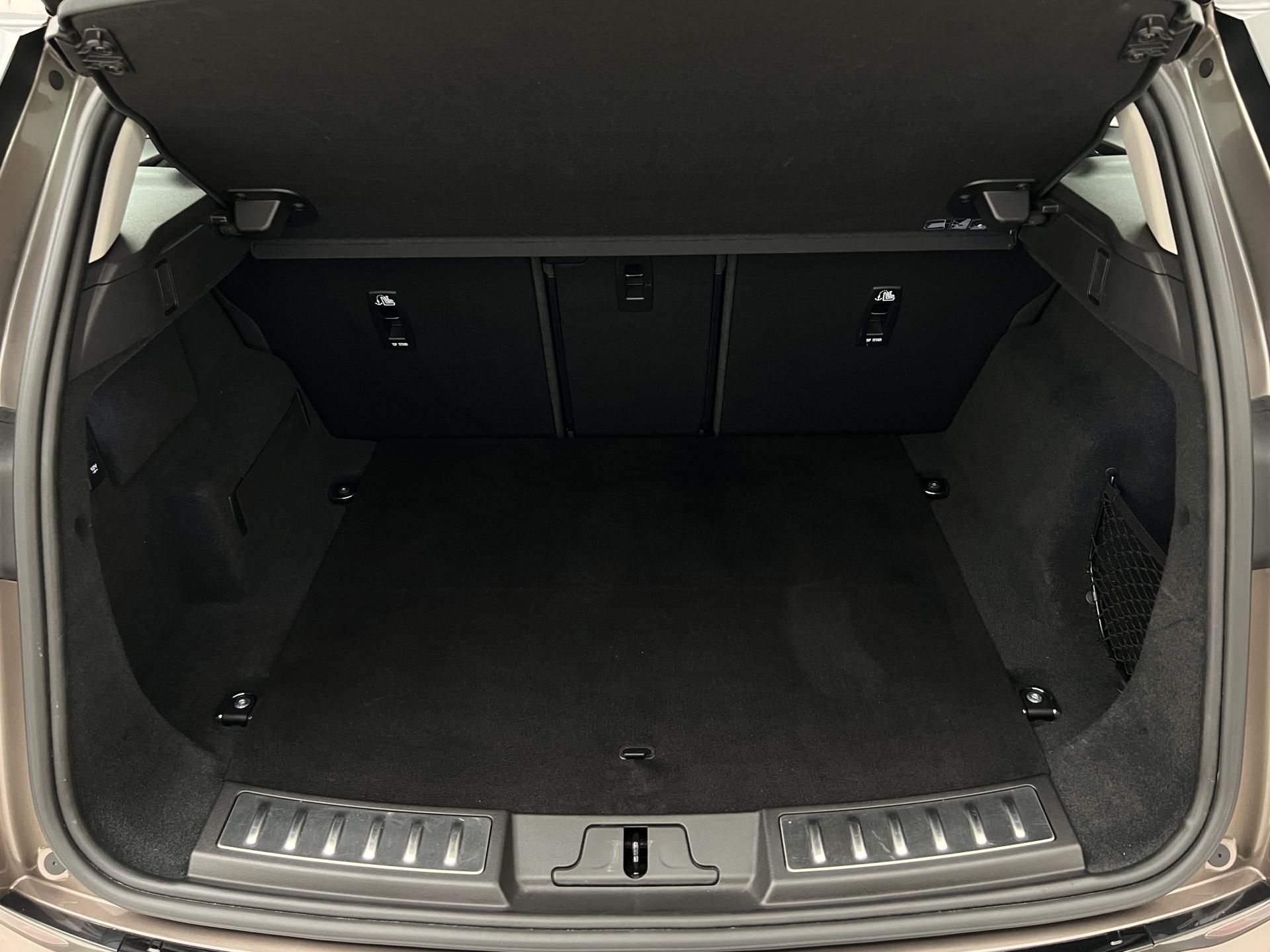Land Rover Range Rover Evoque, P200 R-DYNAMIC HSE AUT CZ - fotka 5
