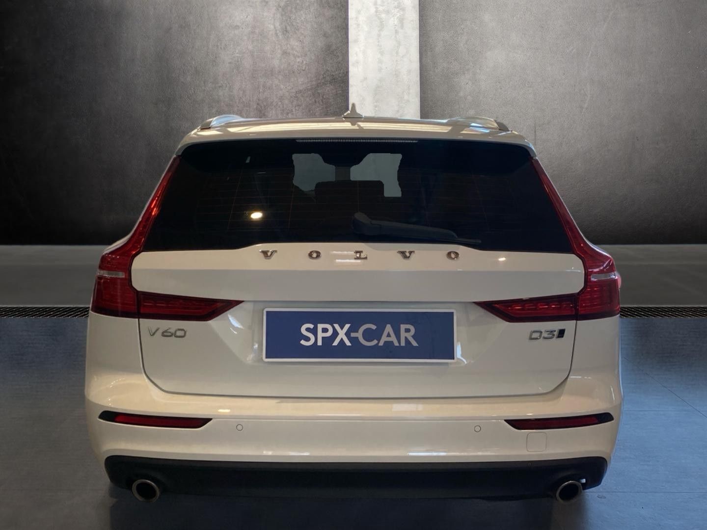 Volvo V60, D3 AWD MOM PRO - fotka 4