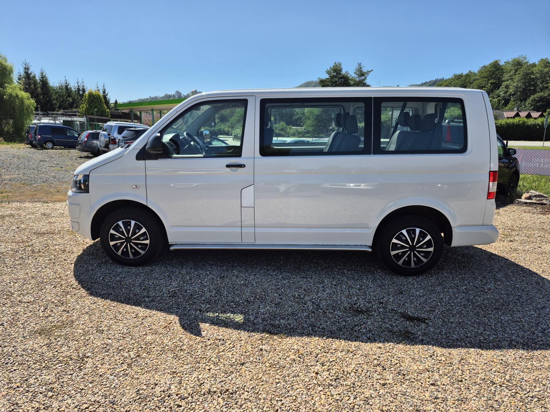 Volkswagen Transporter, 2.0Tdi 9Míst - fotka 6