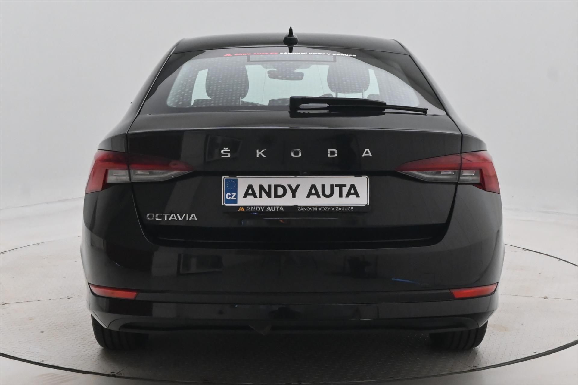 Škoda Octavia, 2,0 TDI 110kW DSG Style Záruka - fotka 6