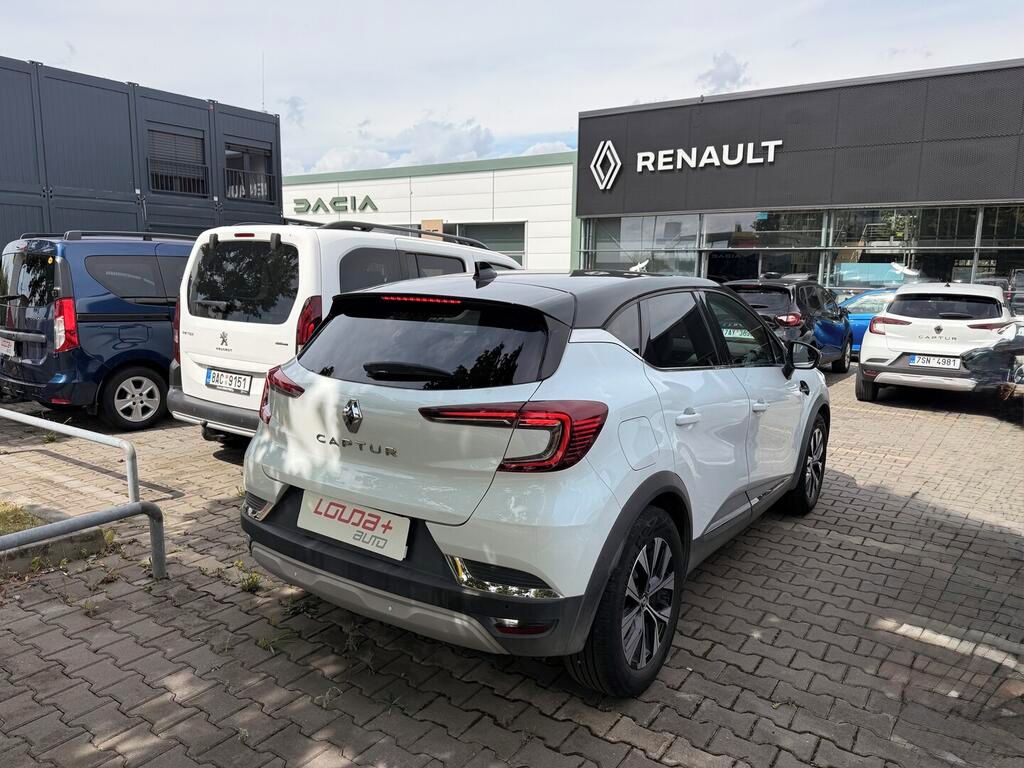 Renault Captur, Techno 1.0 TCe 66 kW - fotka 2