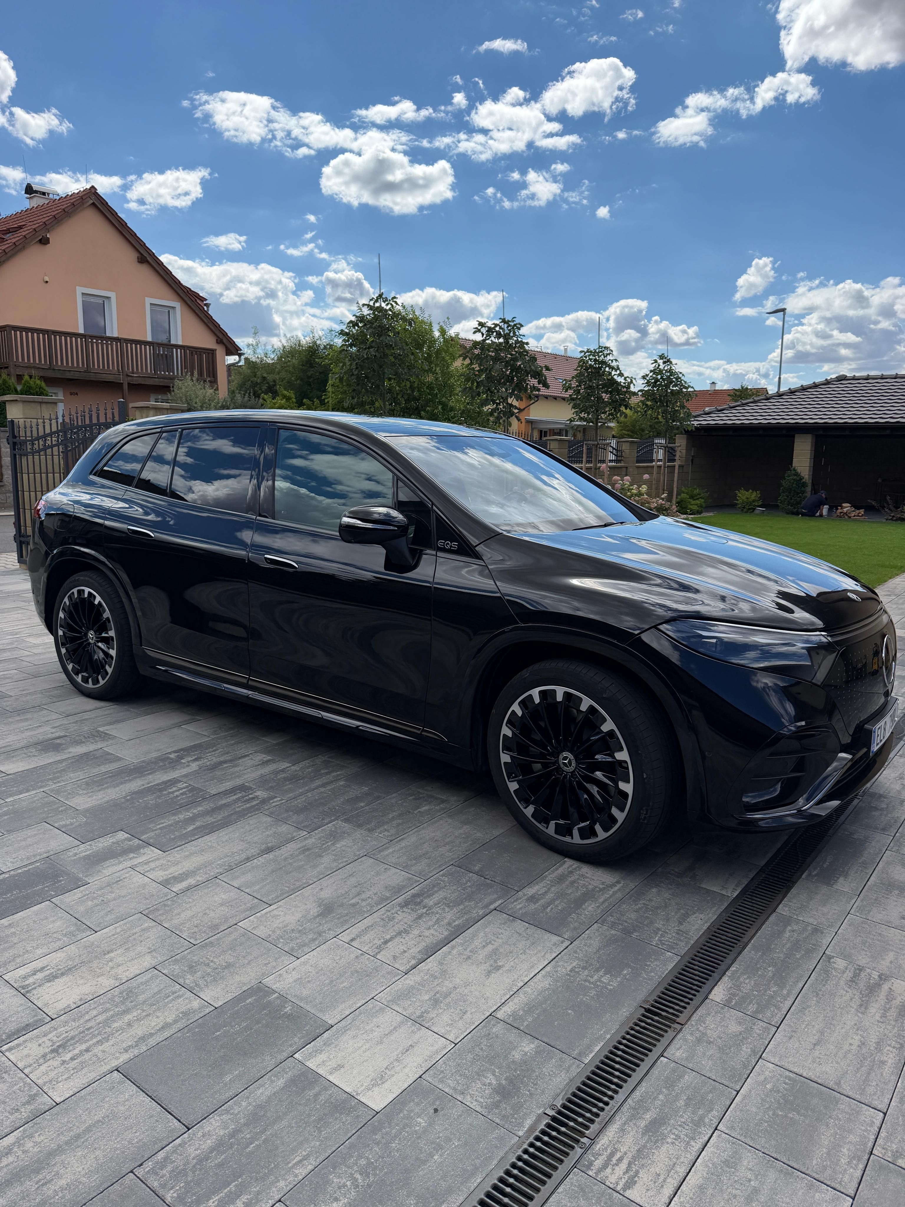 Mercedes-Benz EQS - fotka 4