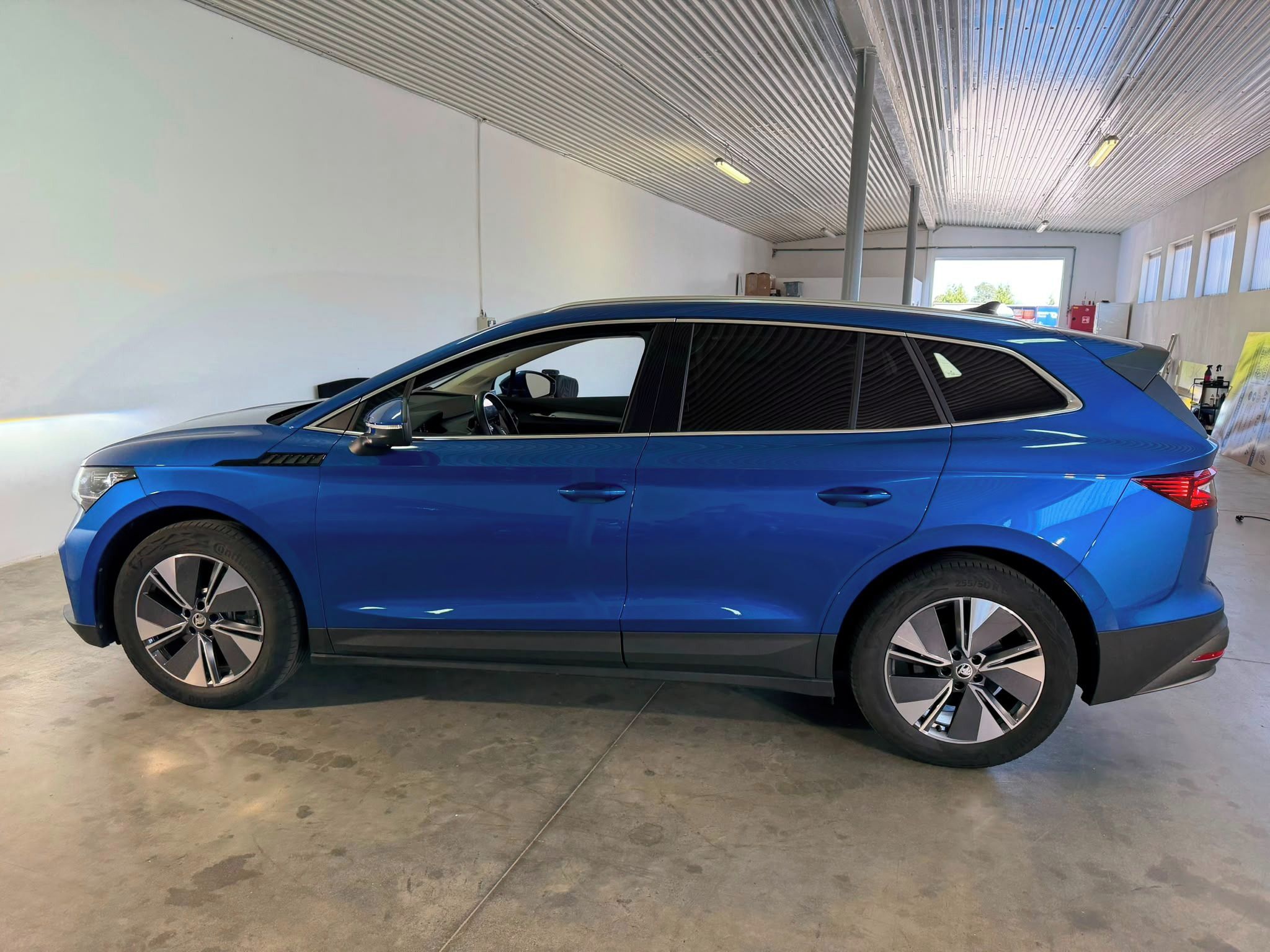 Škoda Enyaq iV, 150 KW, 82 kwh, Soh 96,3% - fotka 3