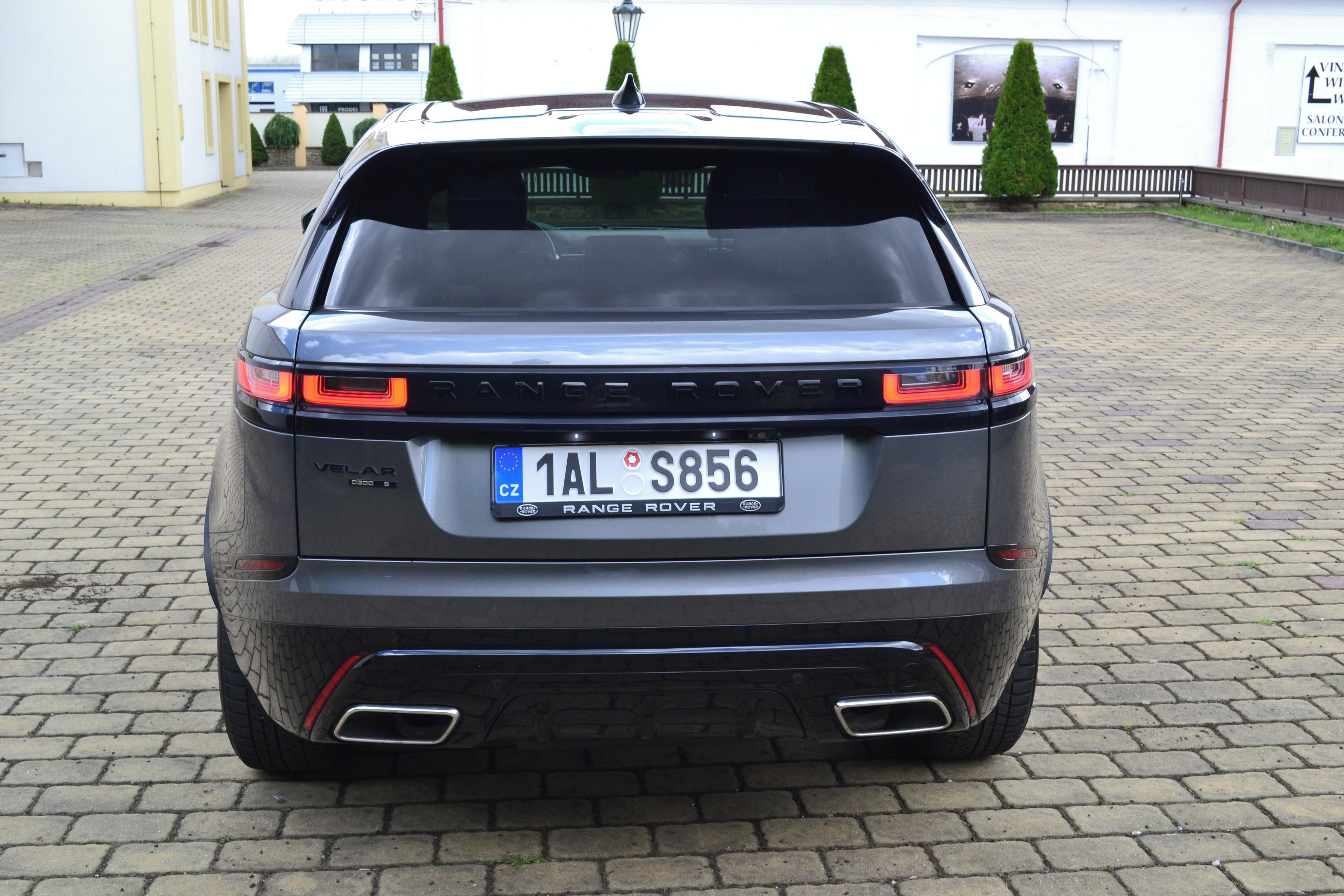 Land Rover Range Rover Velar, Range Rover Velar R-Dynamic - fotka 4