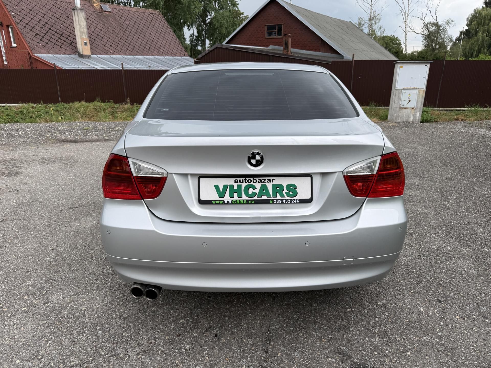BMW Řada 3, 330XD - fotka 6