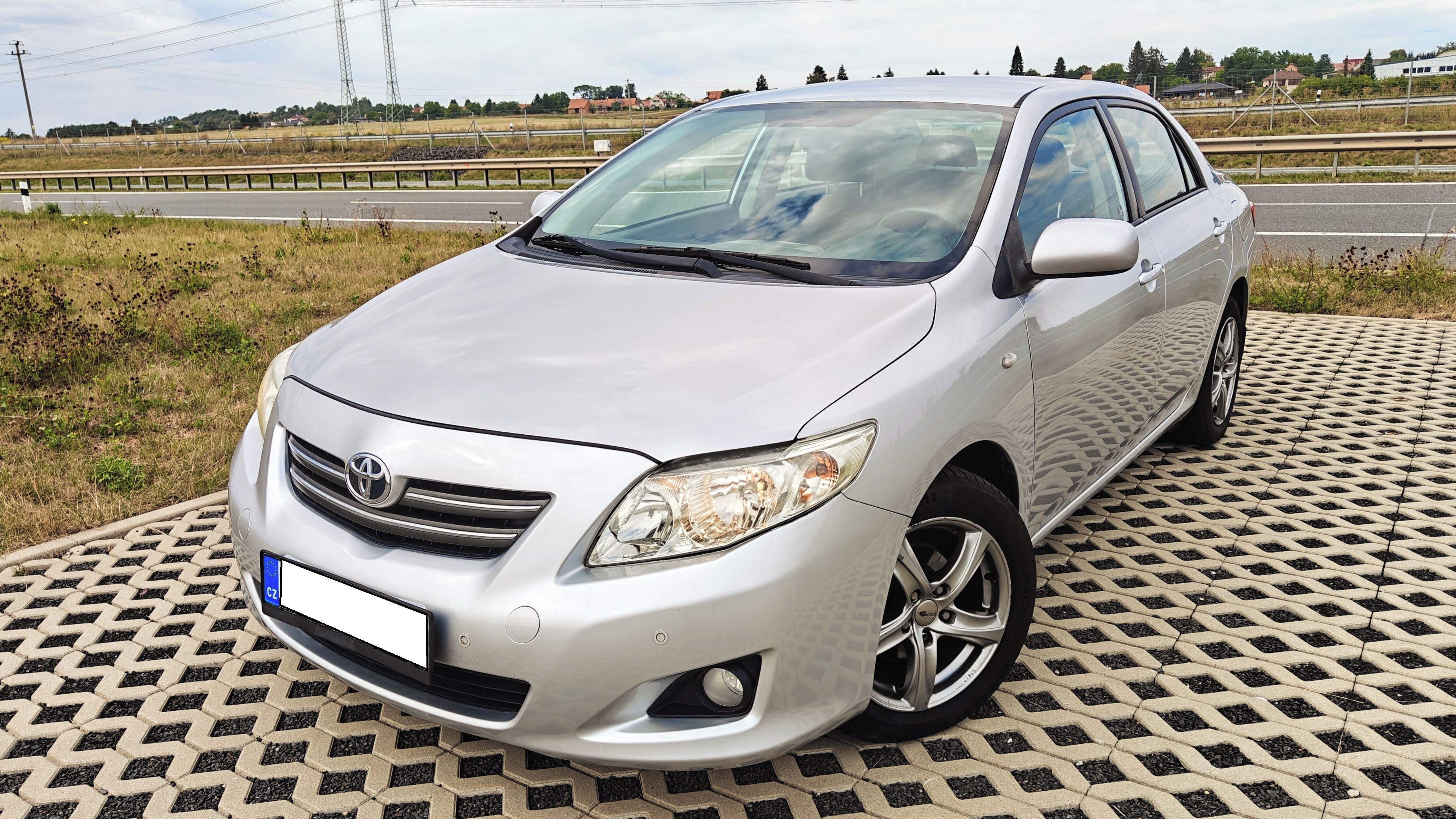 Toyota Corolla, E15 SEDAN 1.6 16v VALVEMATIC - fotka 2