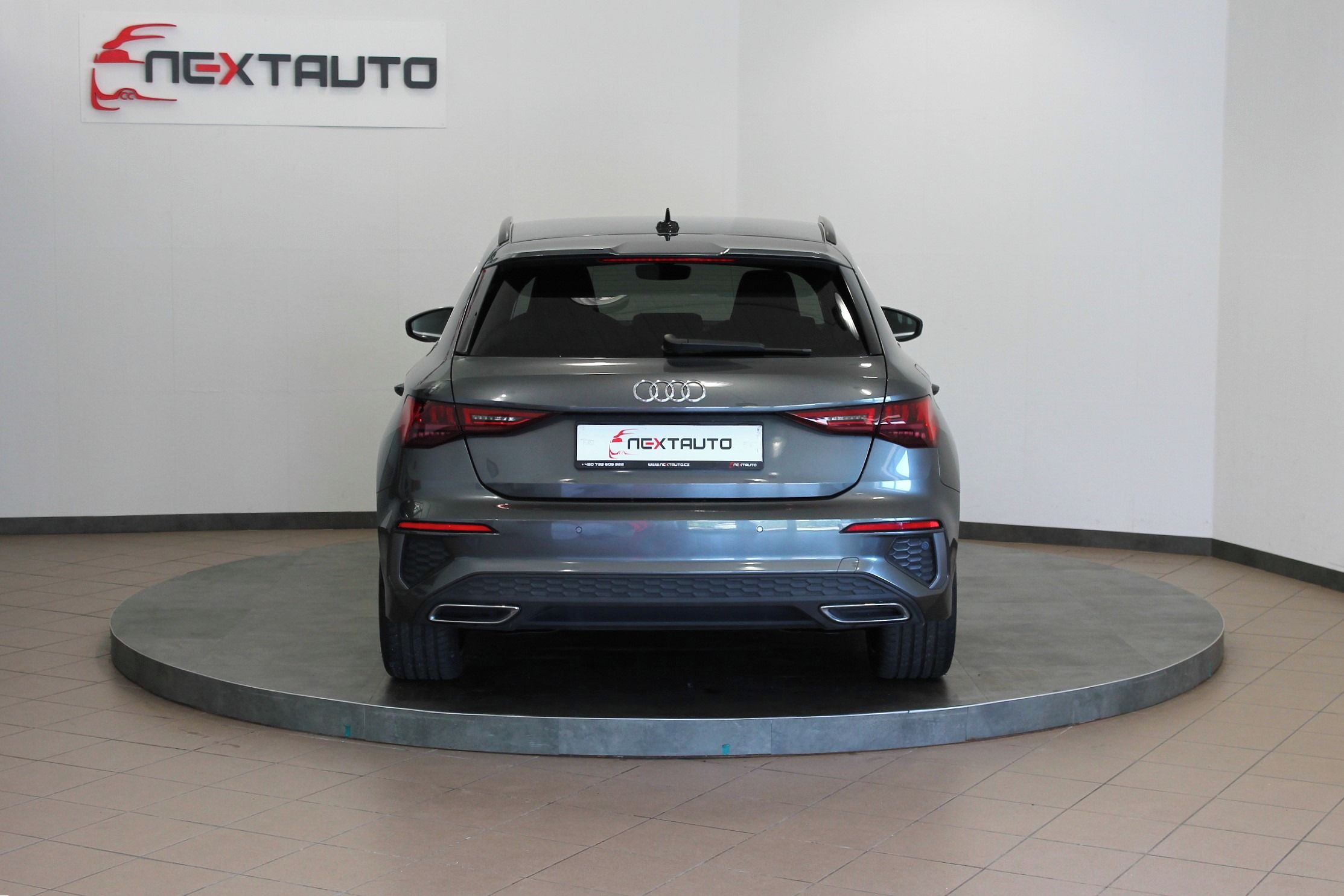 Audi A3, 35 TFSI 110kW SPORTBACK S-LINE - fotka 4