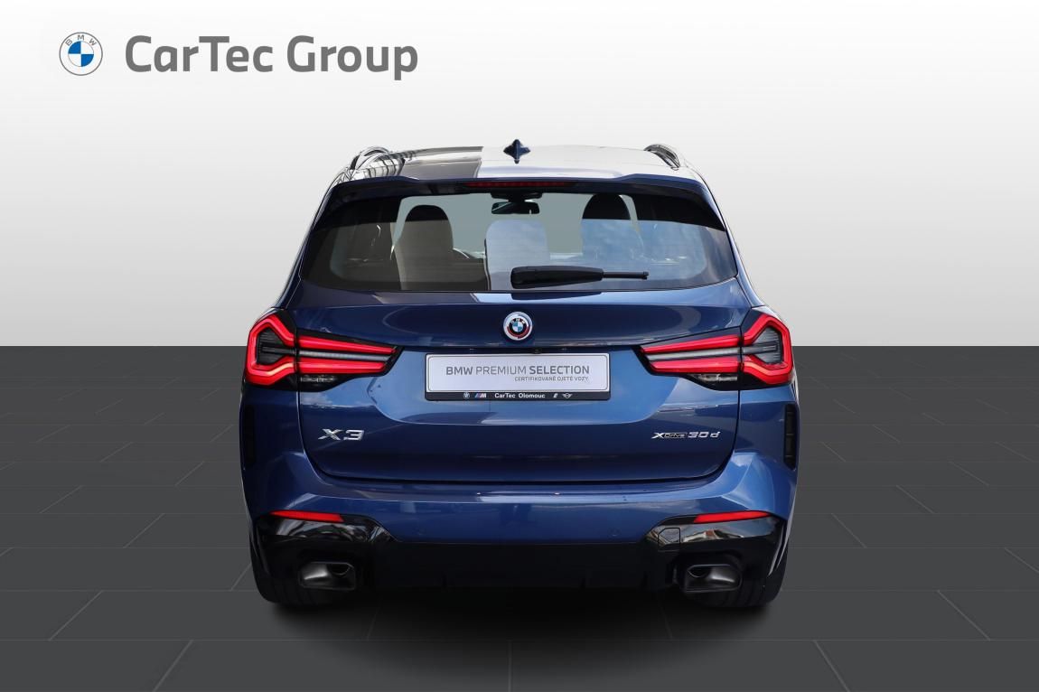 BMW X3, xDrive30d - fotka 4