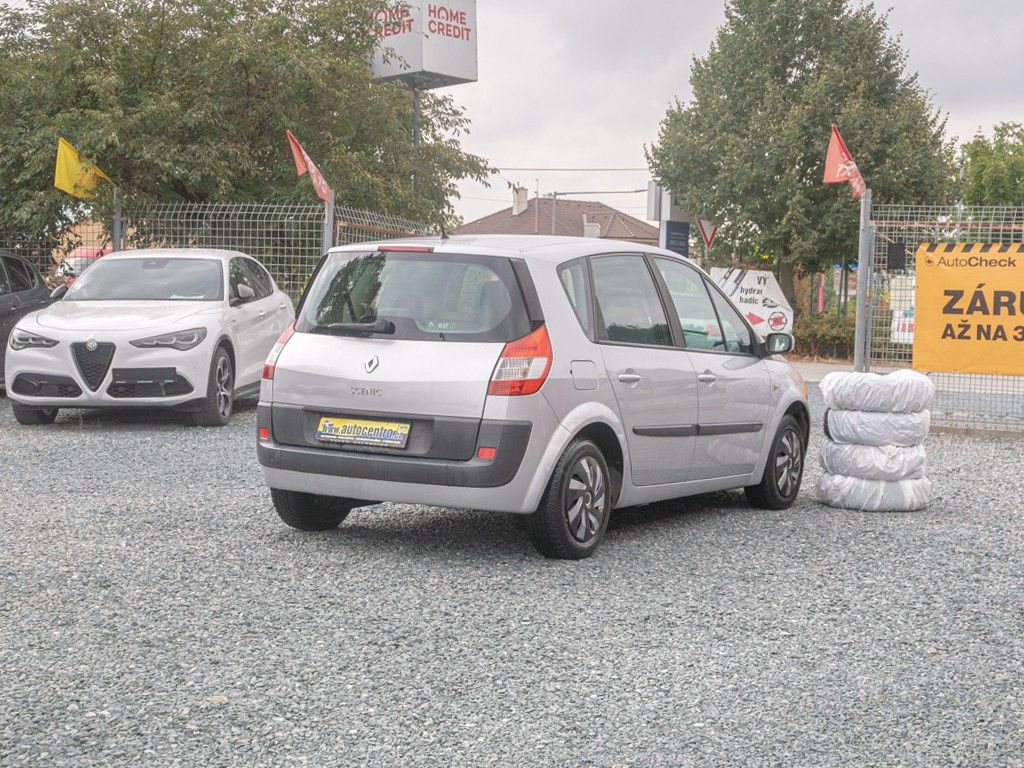 Renault Scénic, 1.6i 16V 82KW – 2x KOLA - fotka 5