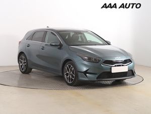 Kia Cee´d, 1.5 T-GDI, Gold, Serv.kniha