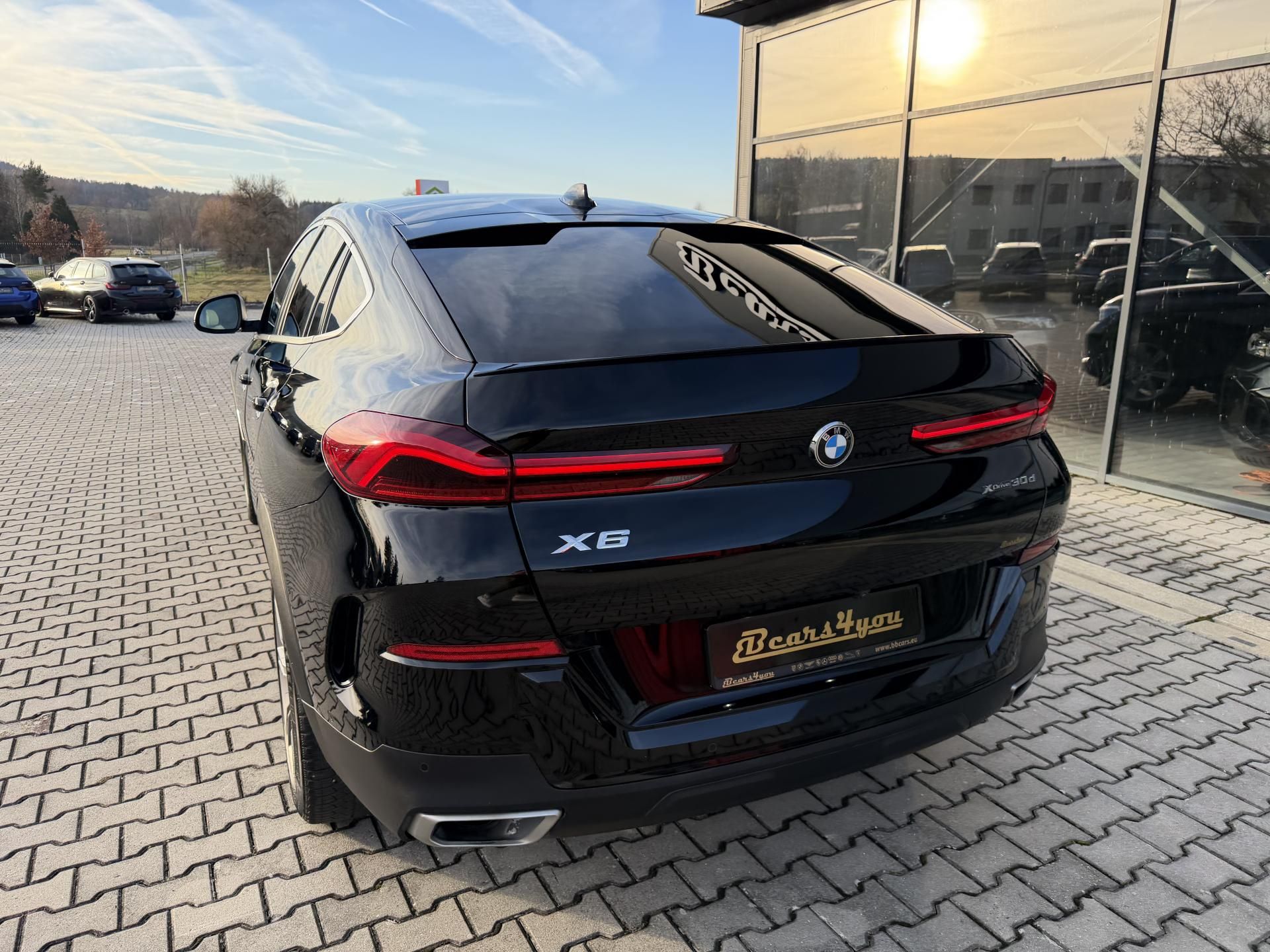 BMW X6, 30XD 210kW LASER TZ R20 CZ!!!! - fotka 6