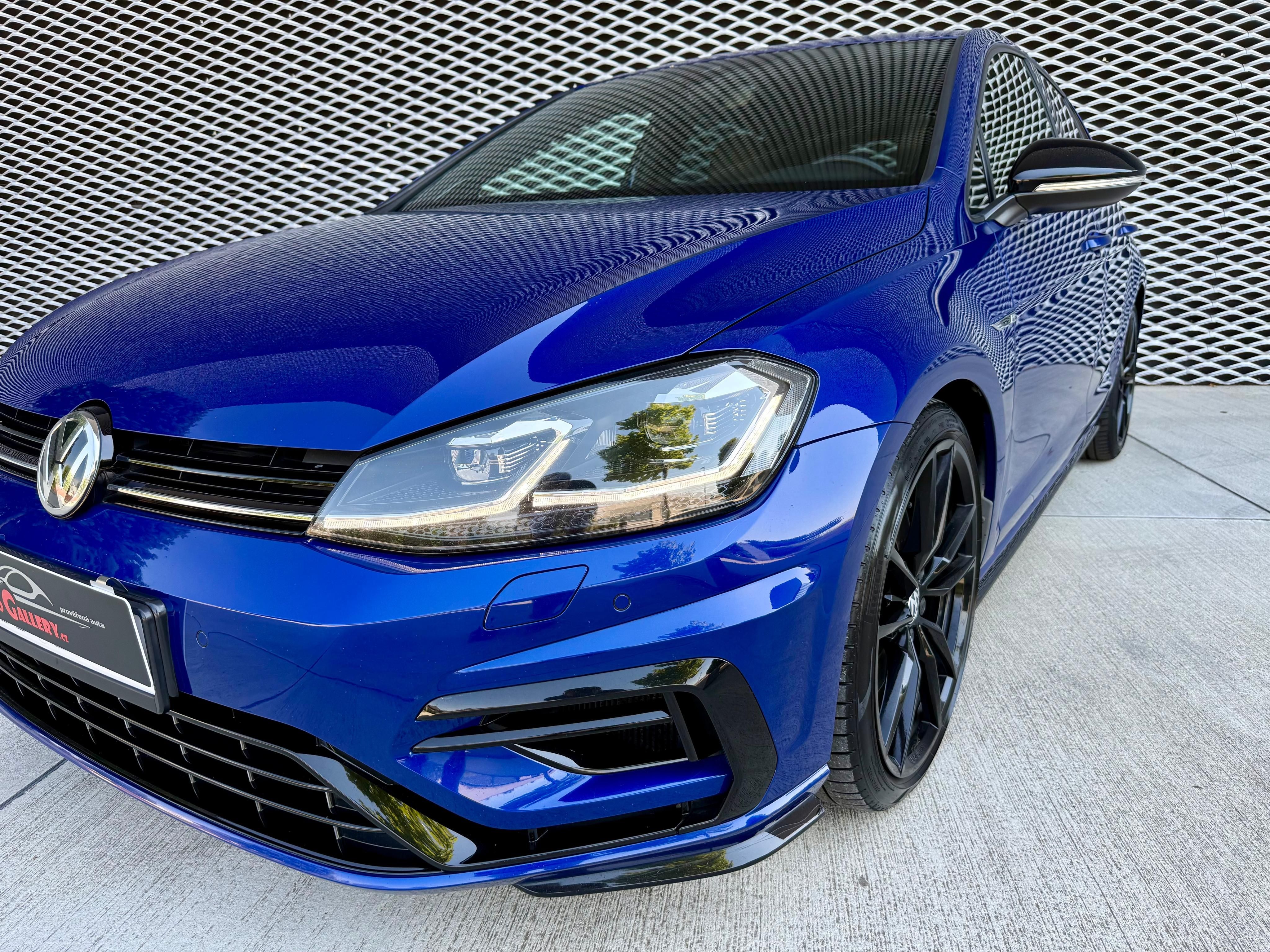 Volkswagen Golf, R 2.0 TSi DSG 228 kW - fotka 4