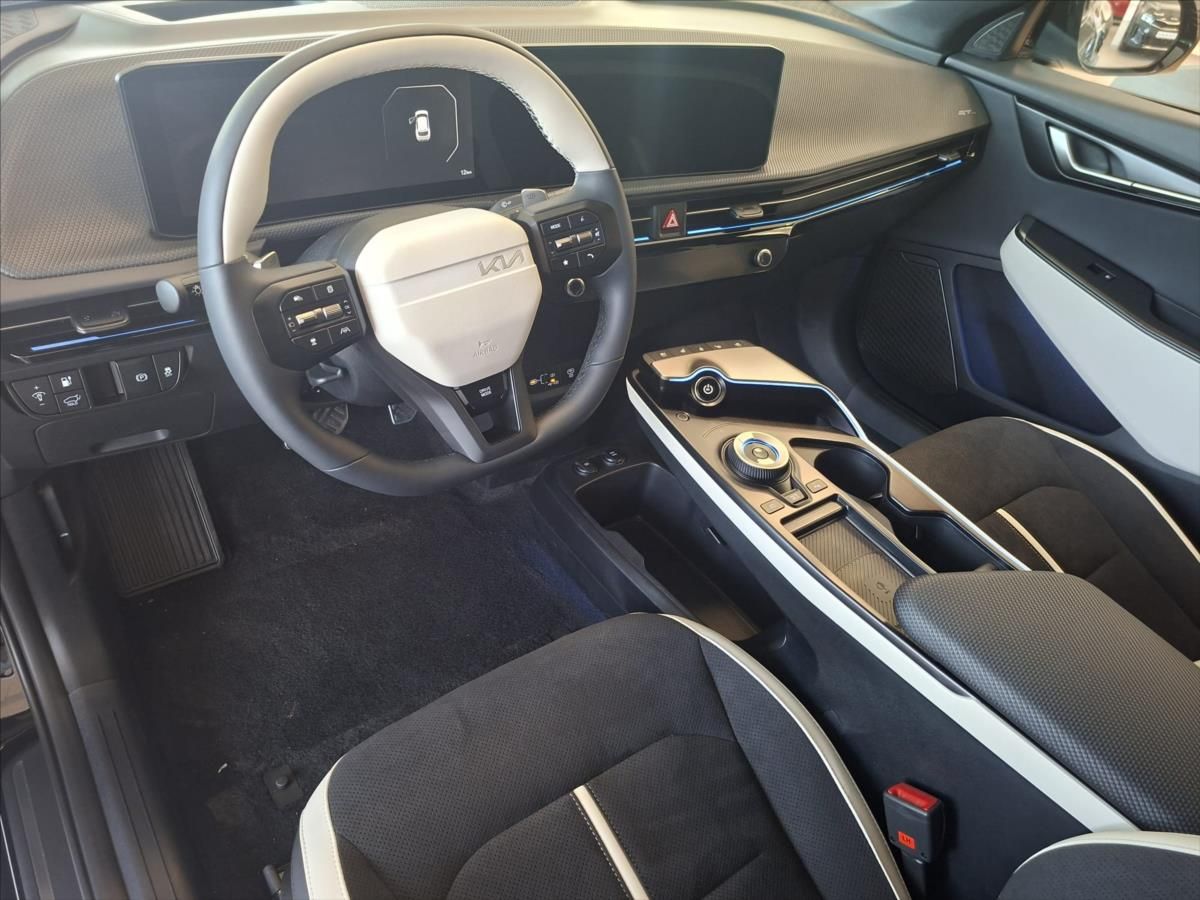 Kia EV6, 4x2 GT-LINE 168 KW+84 KWH - fotka 6
