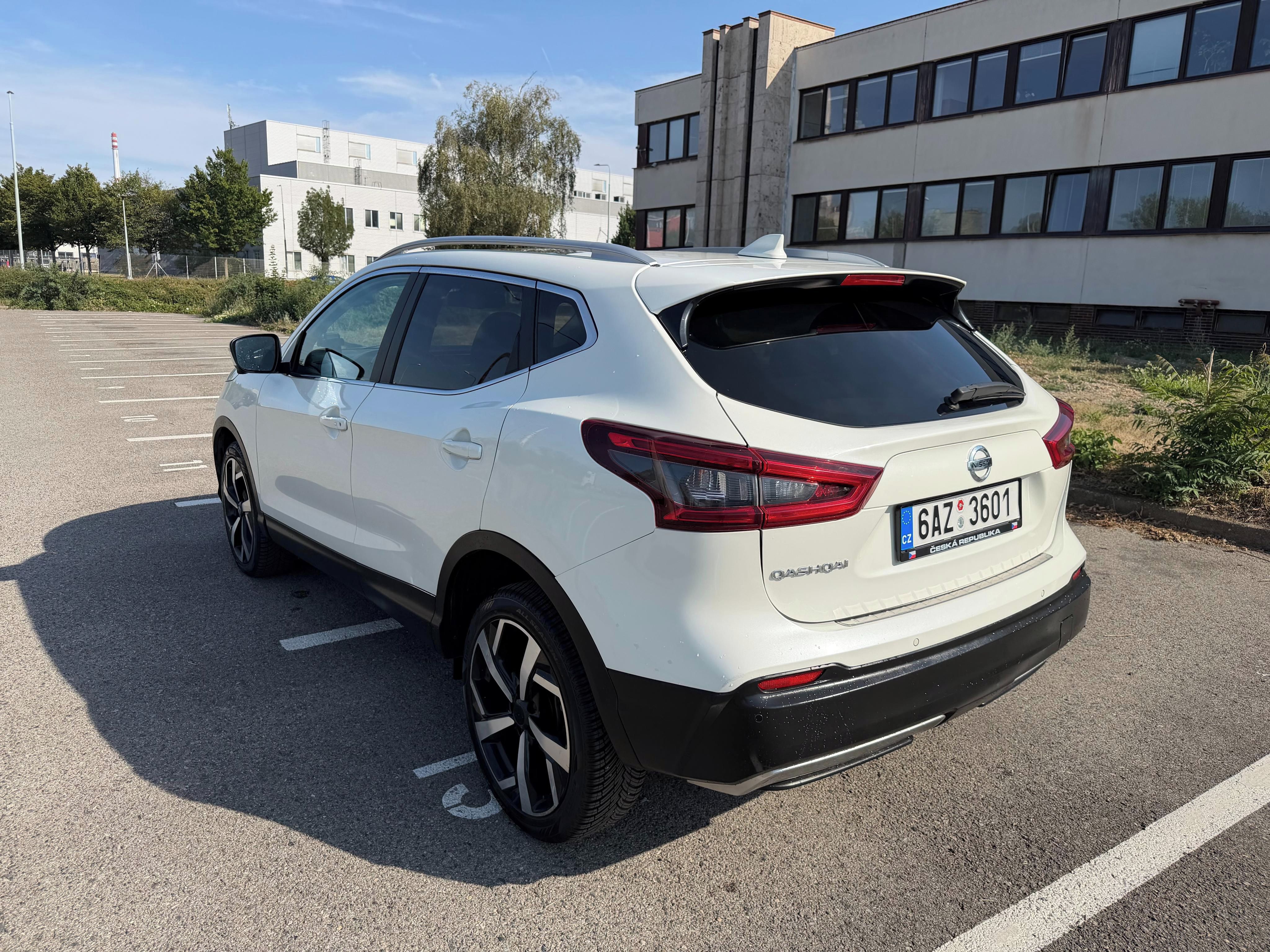 Nissan Qashqai, 1.2 DIG-T, Tekna, Automat - fotka 6