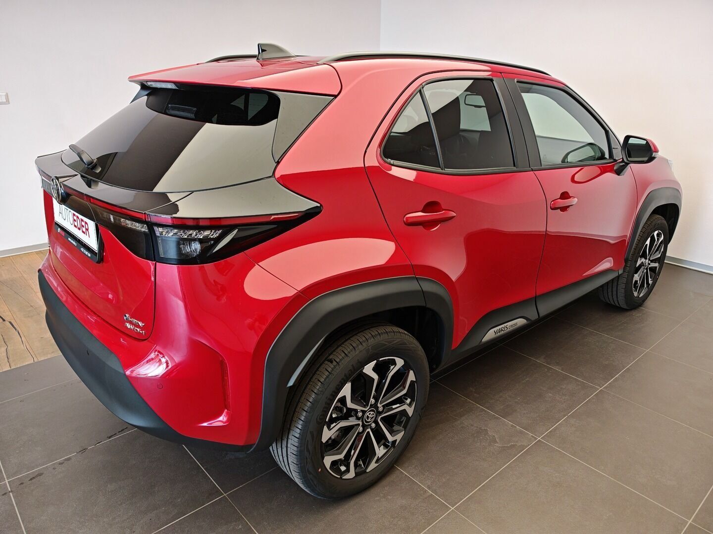 Toyota Yaris Cross, 1.5 Hybrid 4x4 Style - fotka 6