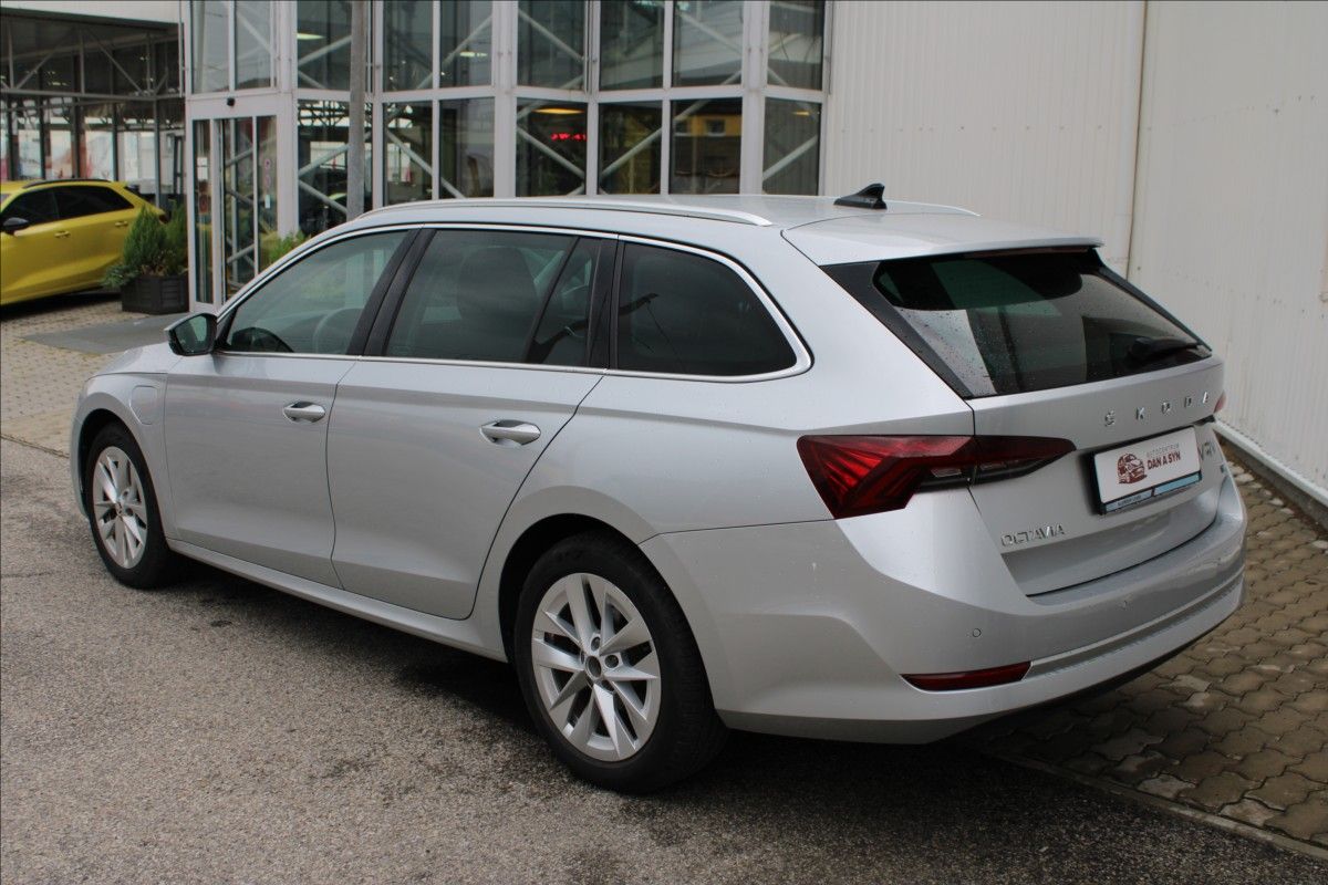 Škoda Octavia, 1,4 TSI iV Style 1. majitel CZ - fotka 4