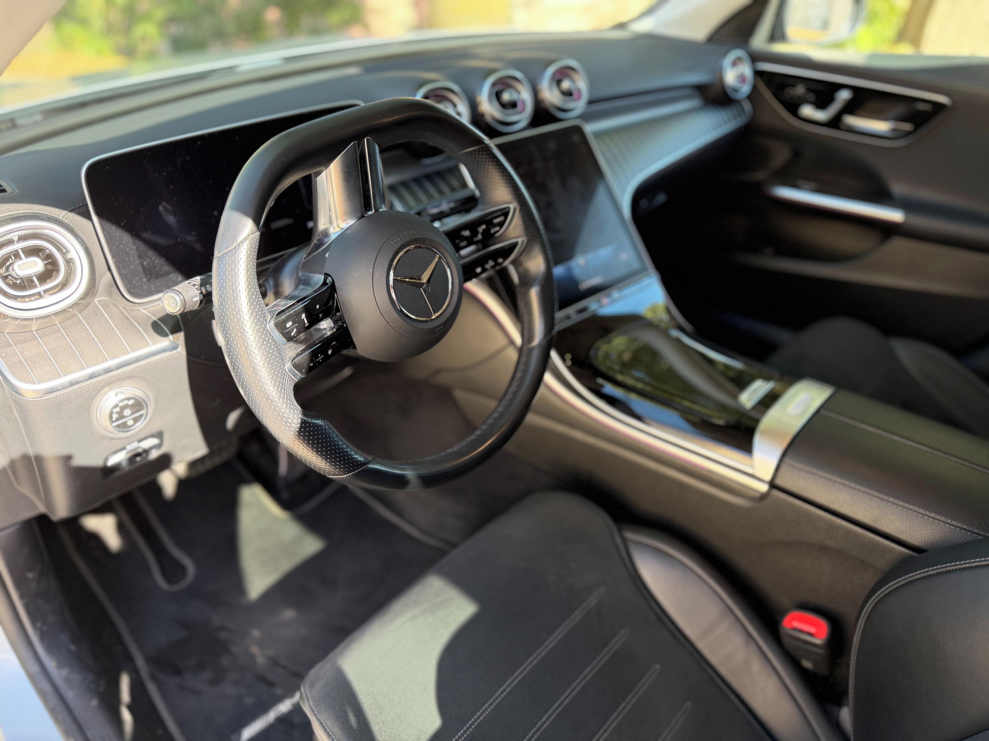 Mercedes-Benz Třídy C, AMG LINE - fotka 6