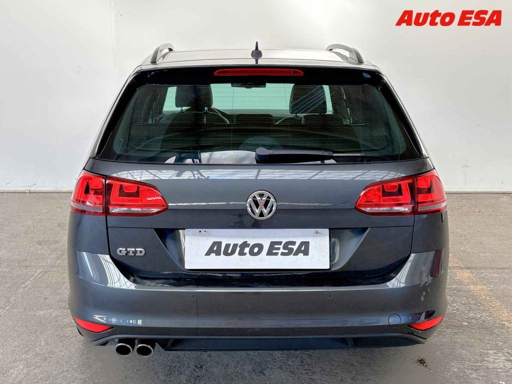 Volkswagen Golf, 2.0 TDi,GTD - fotka 5