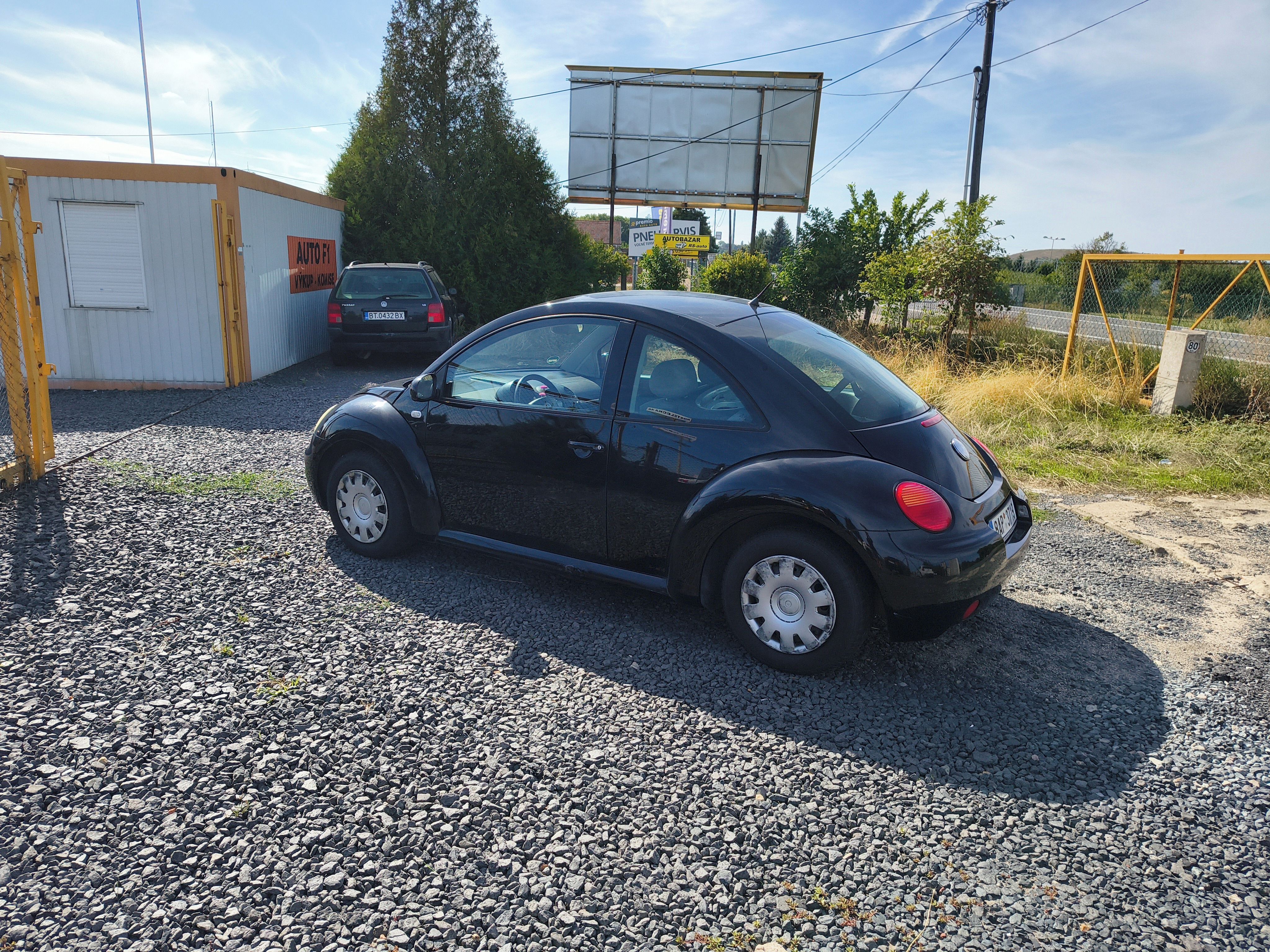 Volkswagen New Beetle - fotka 4