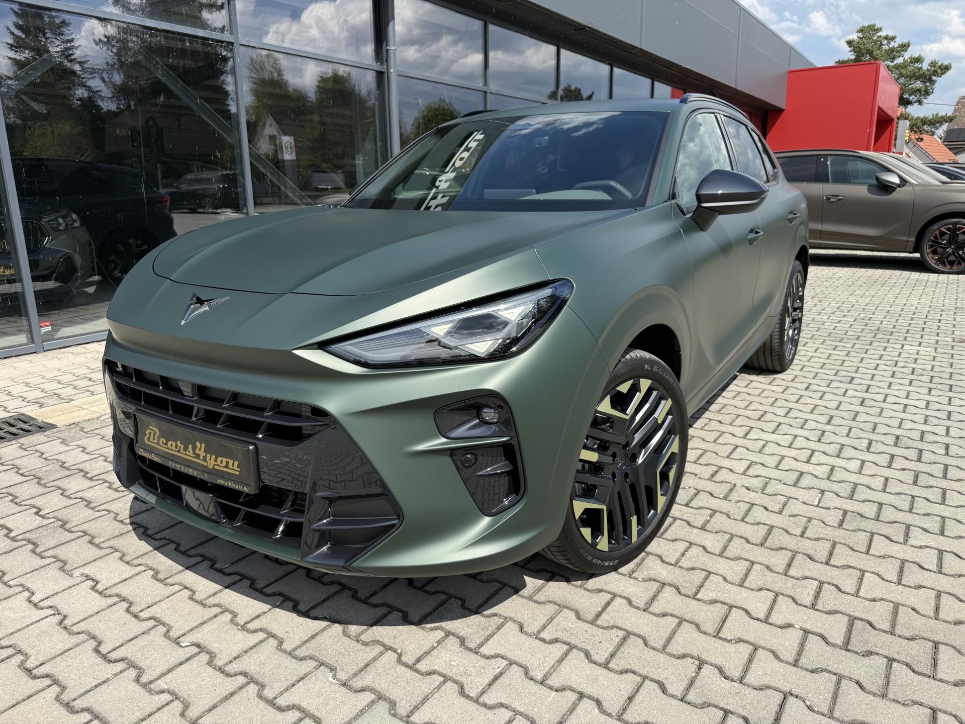 Cupra Terramar, 2.0TSI 150kW 4WD TRIBE NT R20!