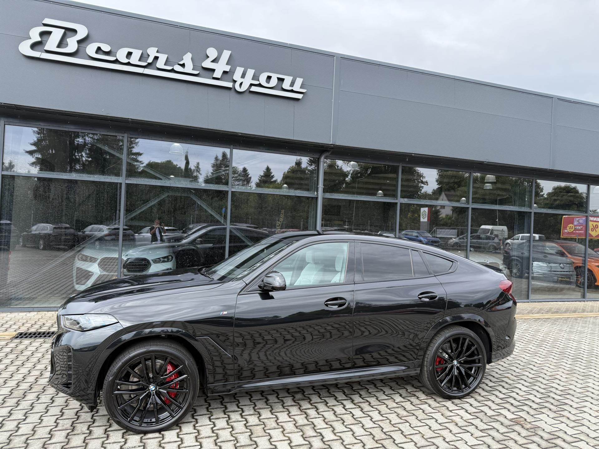 BMW X6, 30XD 210kW M-PAKET VZDUCH HK!! - fotka 5