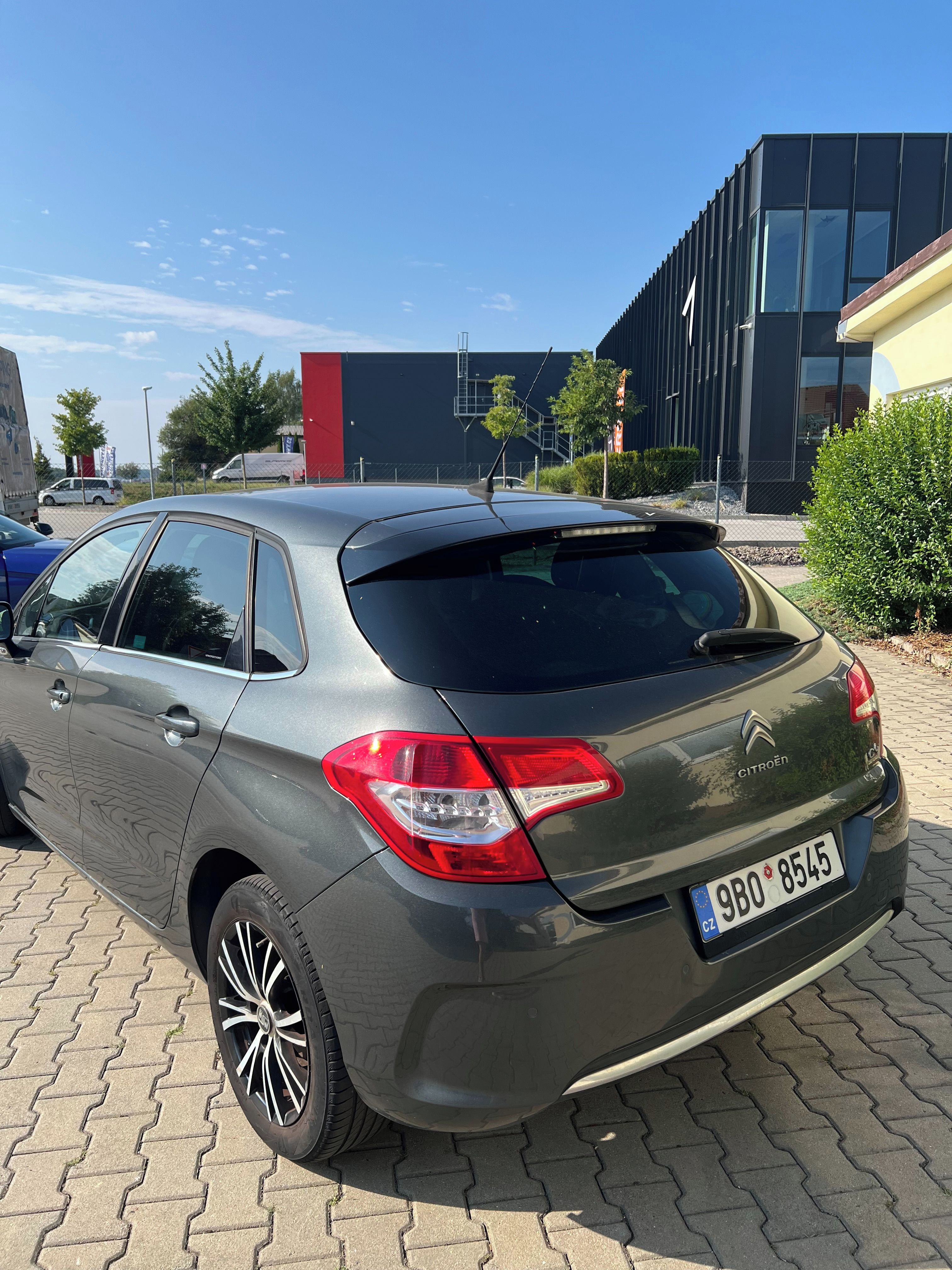 Citroën C4, 1.6 VTi, 88kW - fotka 3