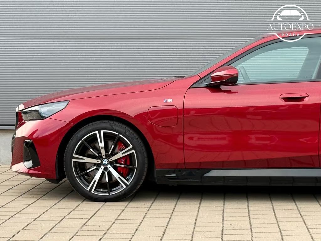 BMW Řada 5, 550e xDrive M Sport Pro*B&W* - fotka 6