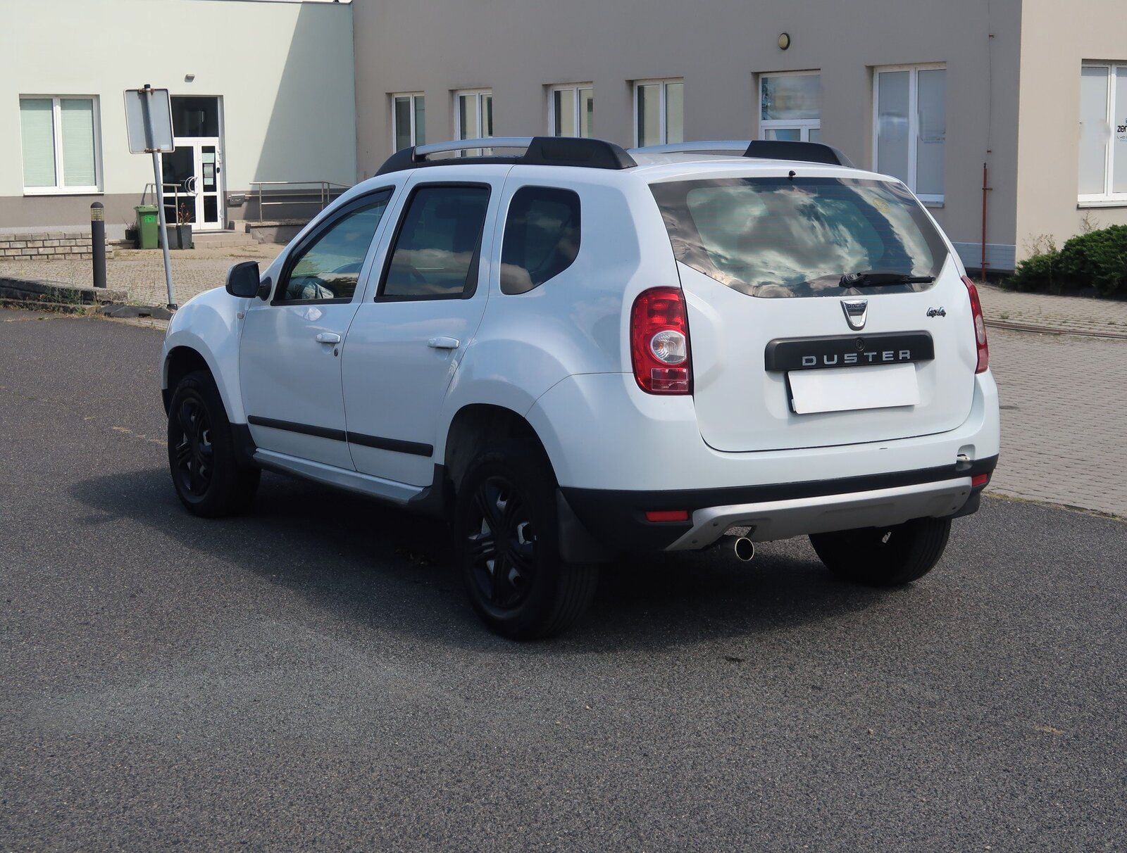 Dacia Duster, 1.6 16V, LPG, Kožené sedačky - fotka 4