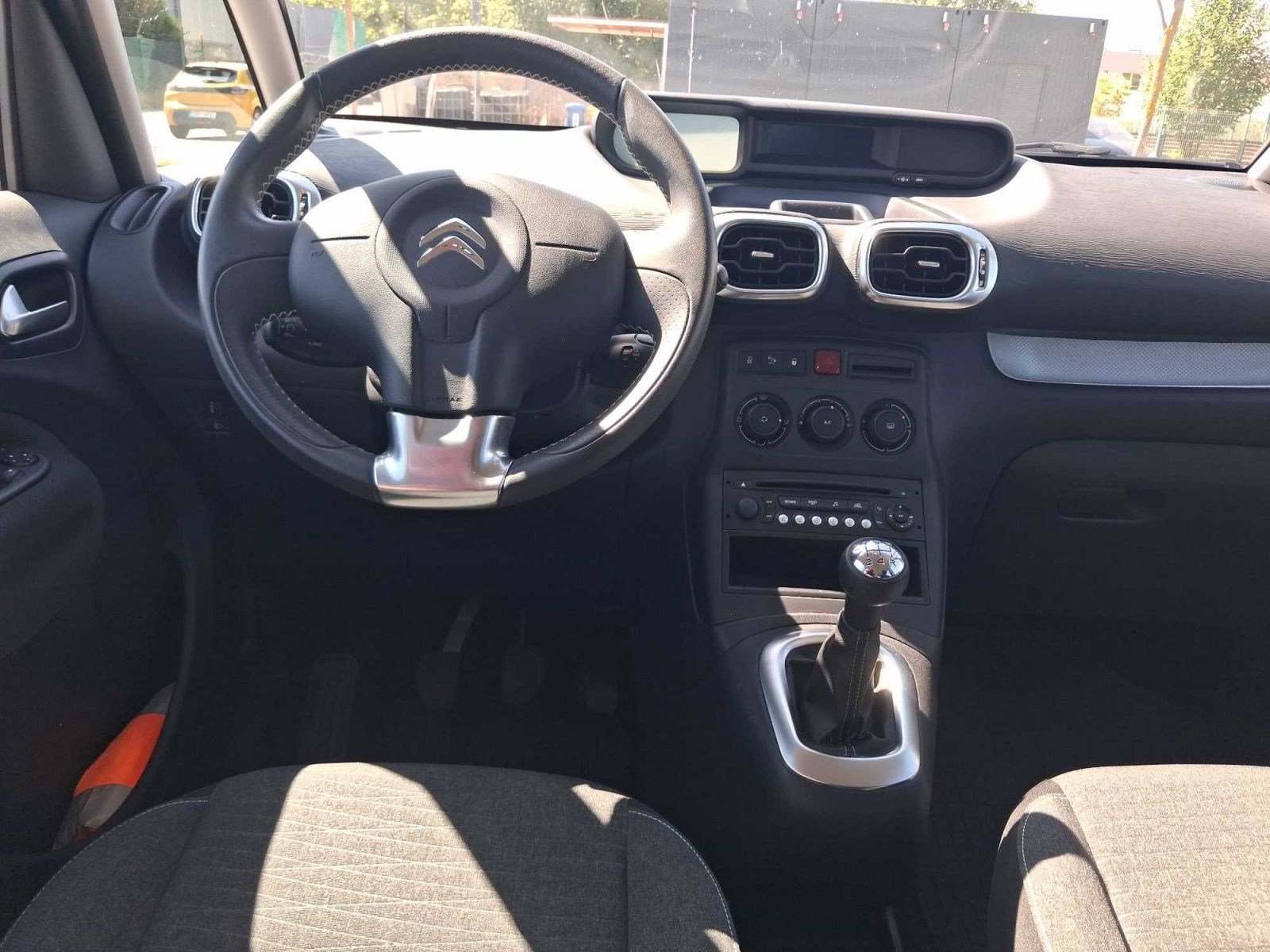 Citroën C3 Picasso, 1.4 i, Serv.kniha, Tempomat - fotka 3