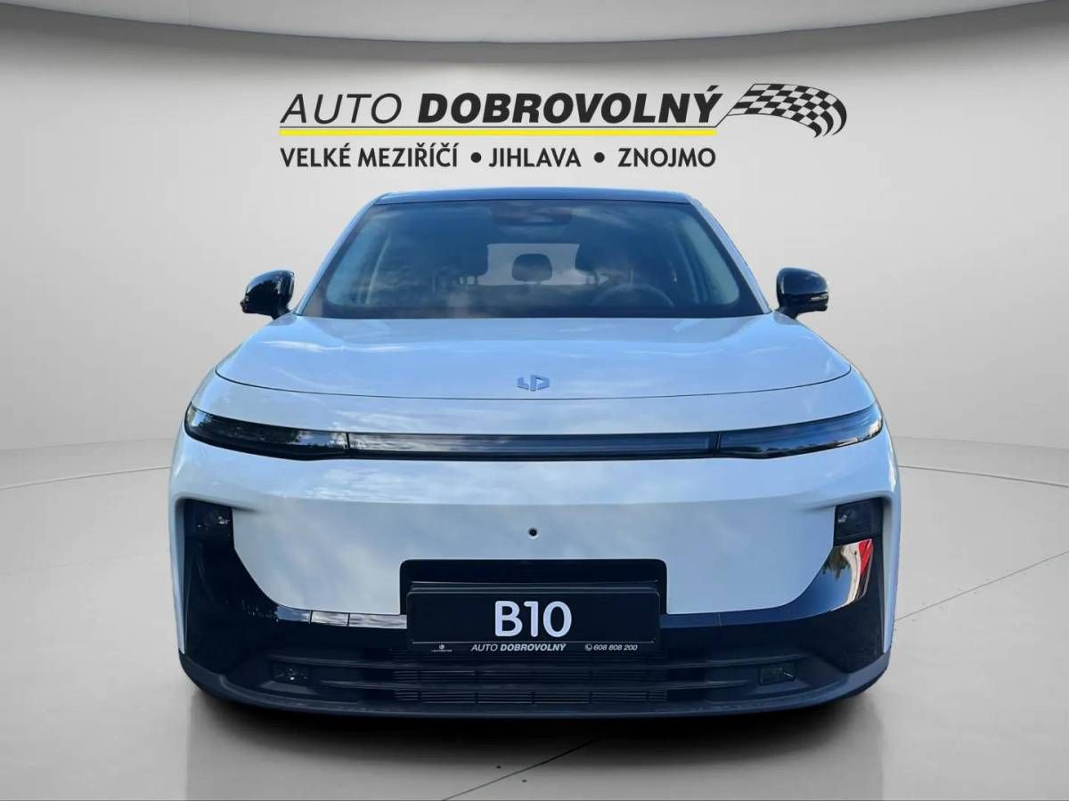 Leapmotor B10, Design hybrid EV baterie 18,8k - fotka 2