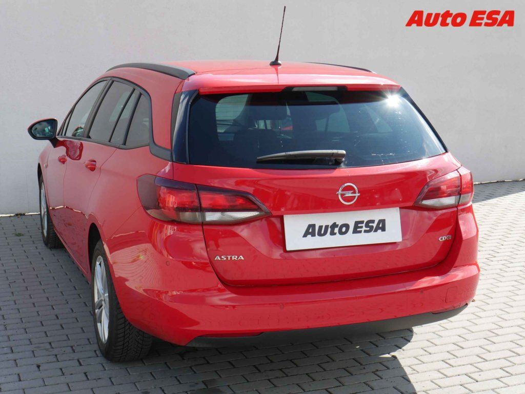 Opel Astra, 1.6 CRDi Sports Tourer,ČR - fotka 6