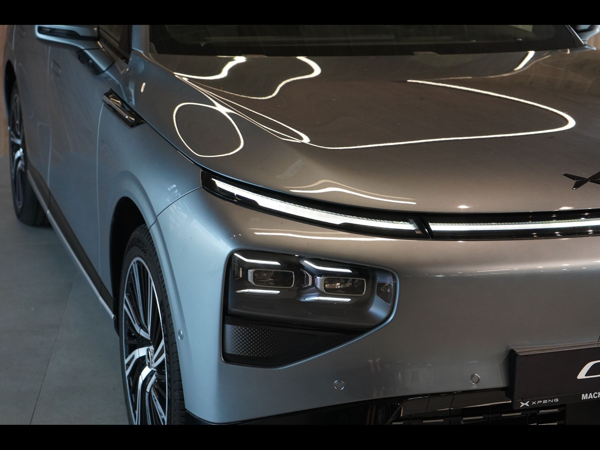 XPENG G9, AWD Performance - fotka 6