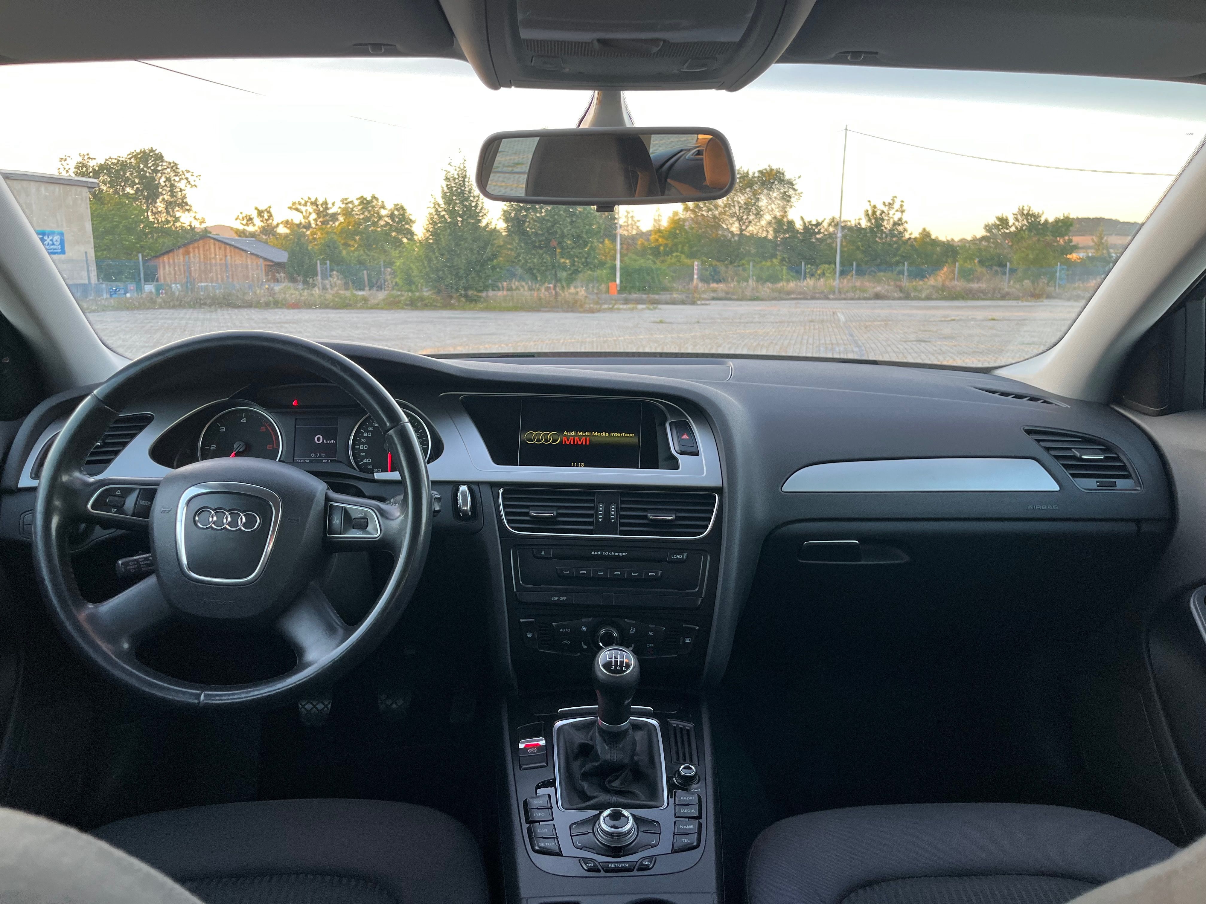 Audi A4, Audi A4 B8 2.0 TDI 105kw ACC - fotka 5