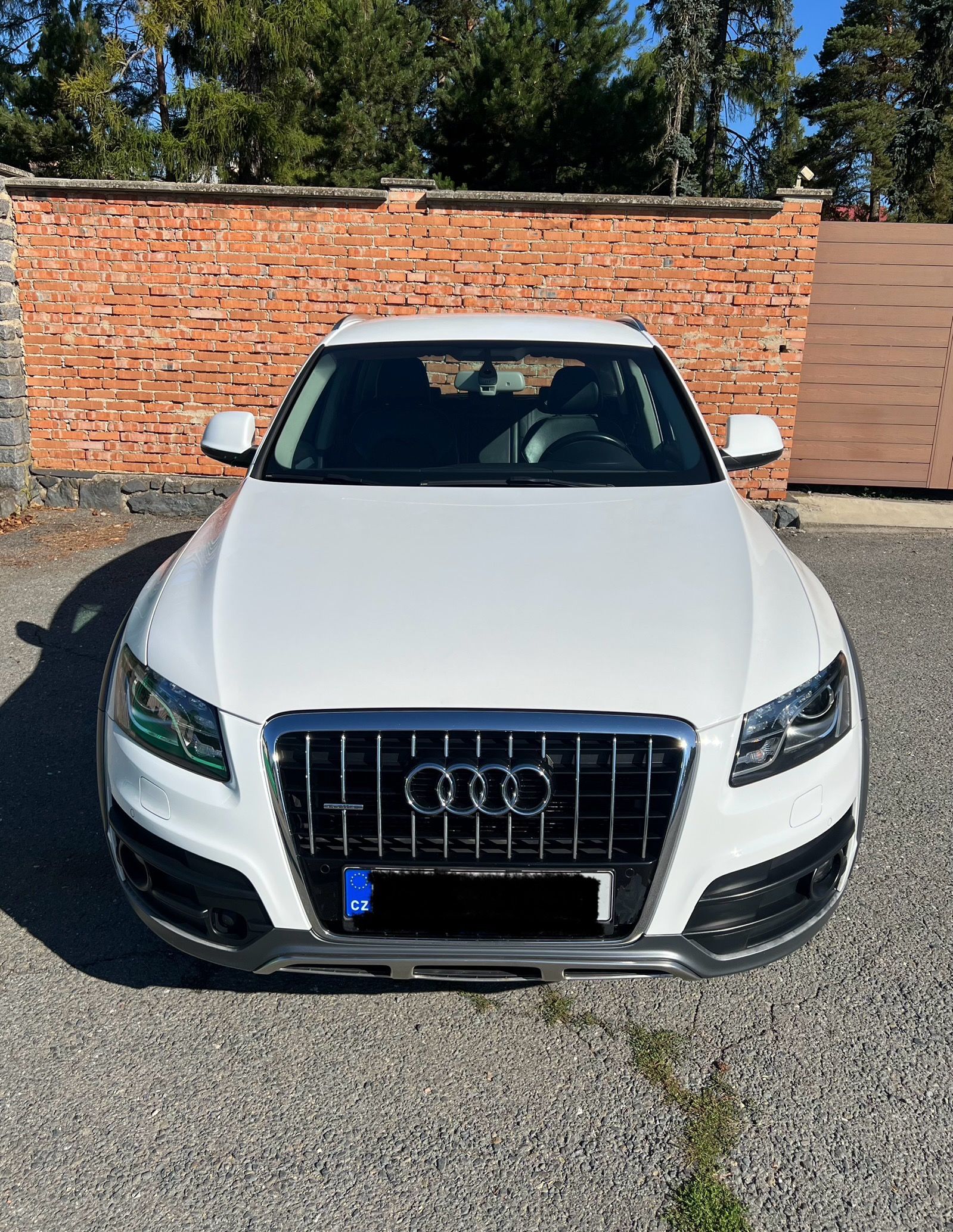 Audi Q5, 176kW 4X4 ACC TAŽNÉ ČR SERVIS - fotka 2