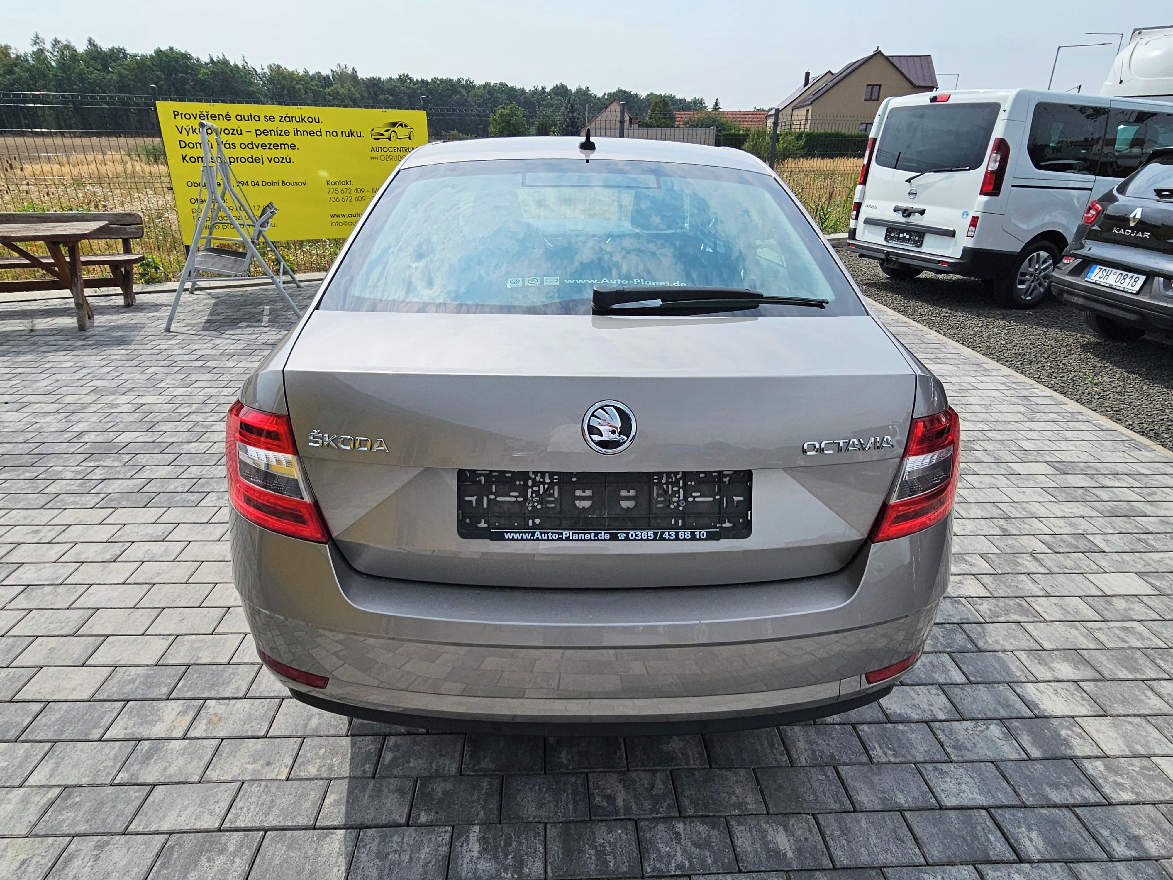 Škoda Octavia, 1.4 TSI 110kw, Webasto, Servis - fotka 6