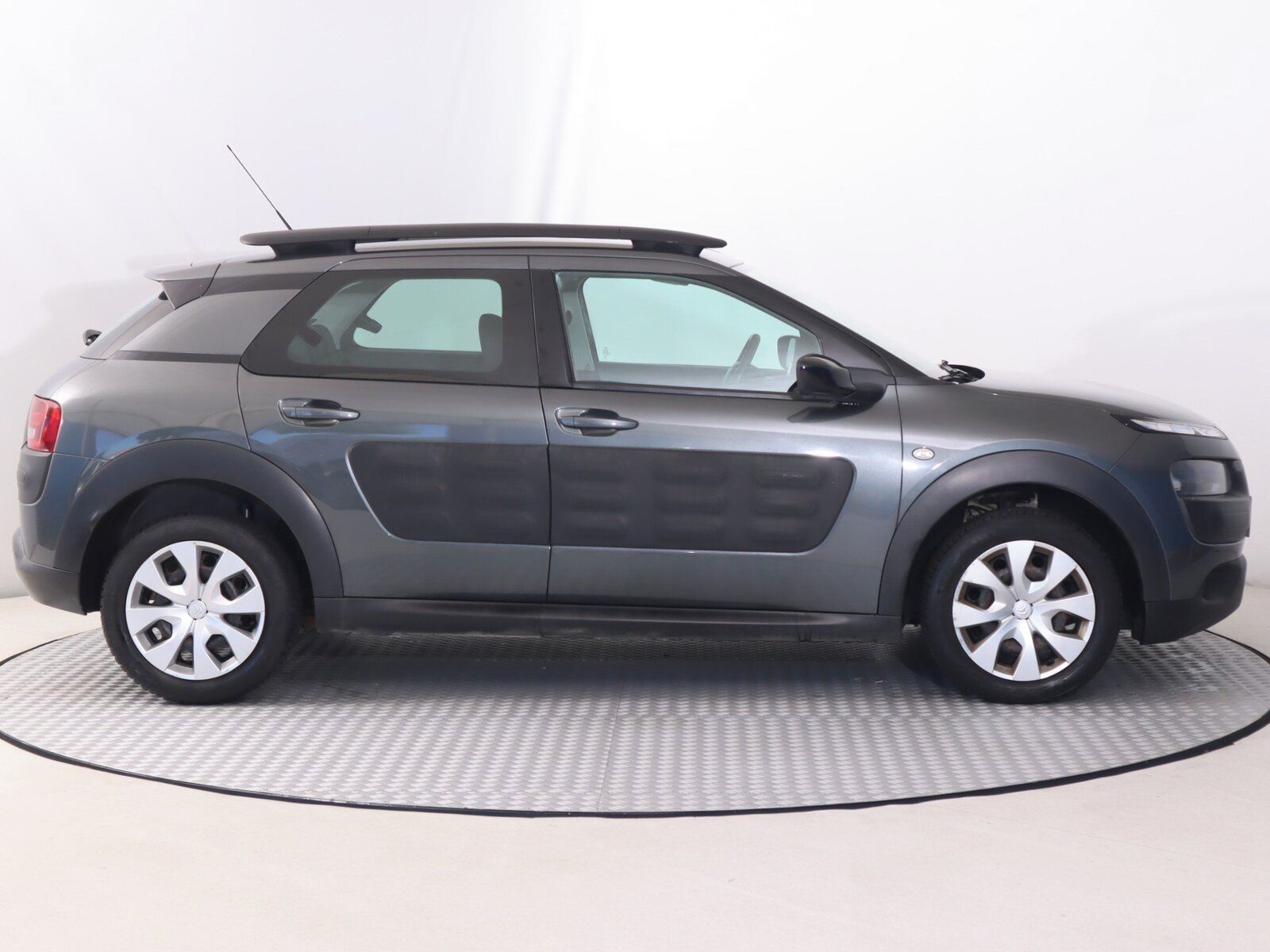 Citroën C4 Cactus, 1.2 PureTech, Serv.kniha - fotka 6