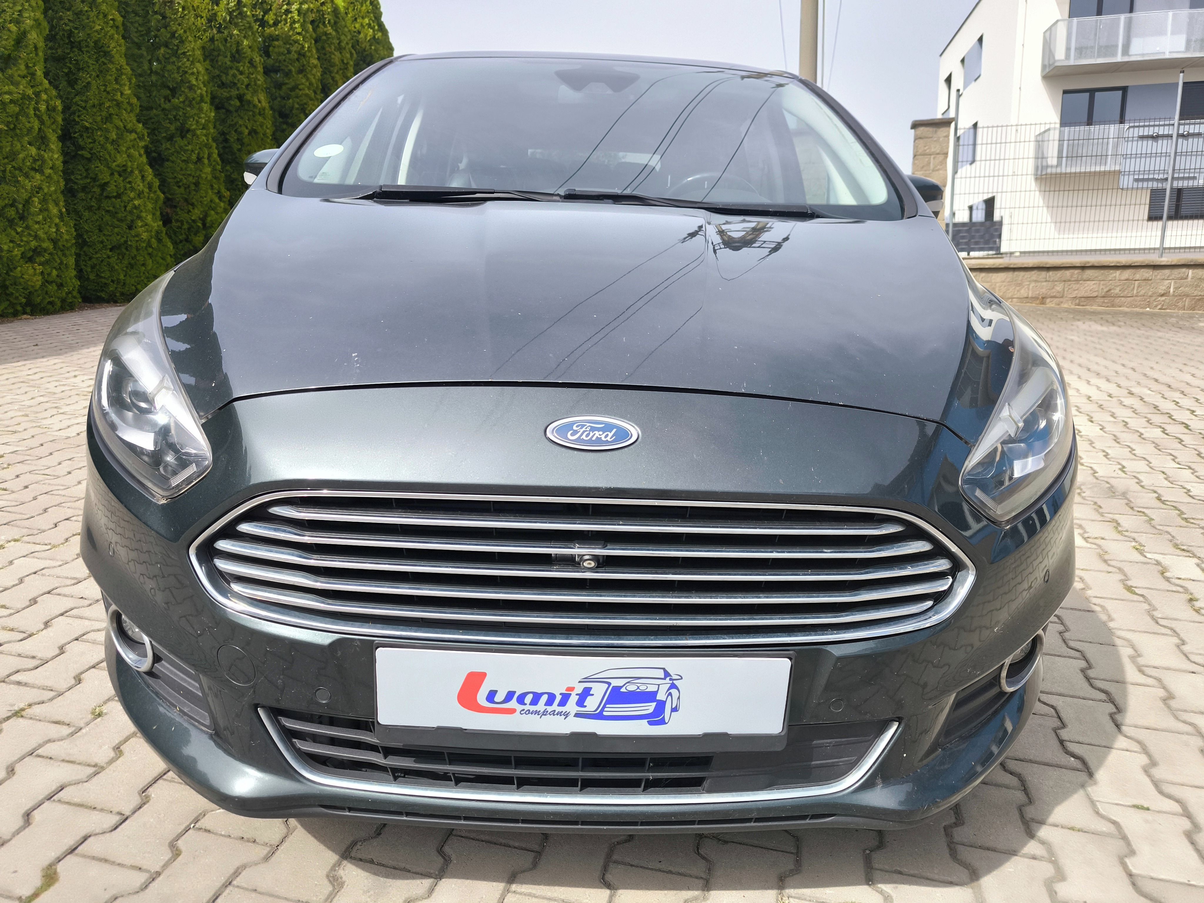 Ford S-MAX, 2.0 TDCi AWD 132kW Titanium - fotka 2