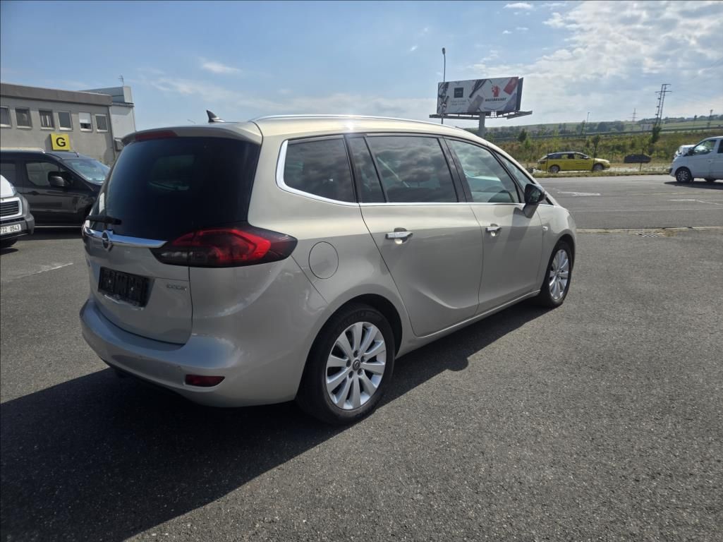 Opel Zafira, 2,0 CDTI  TOURER 7 MÍST - fotka 5